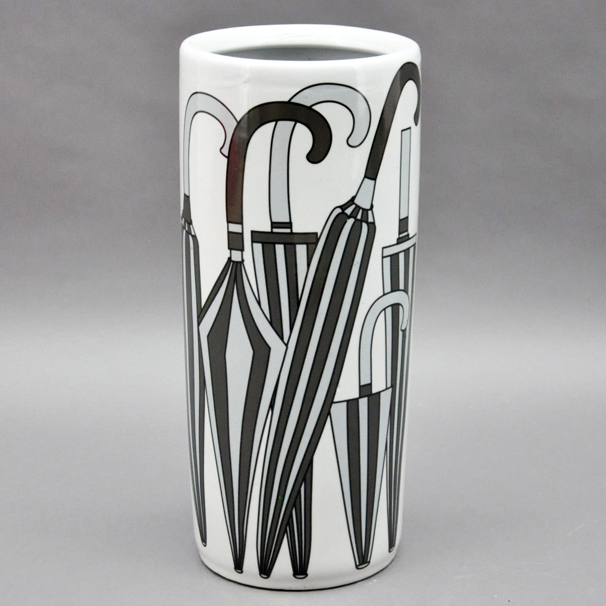 MSL 18 Black and White Glazed Traditional Style Umbrella Stand / Large Vase