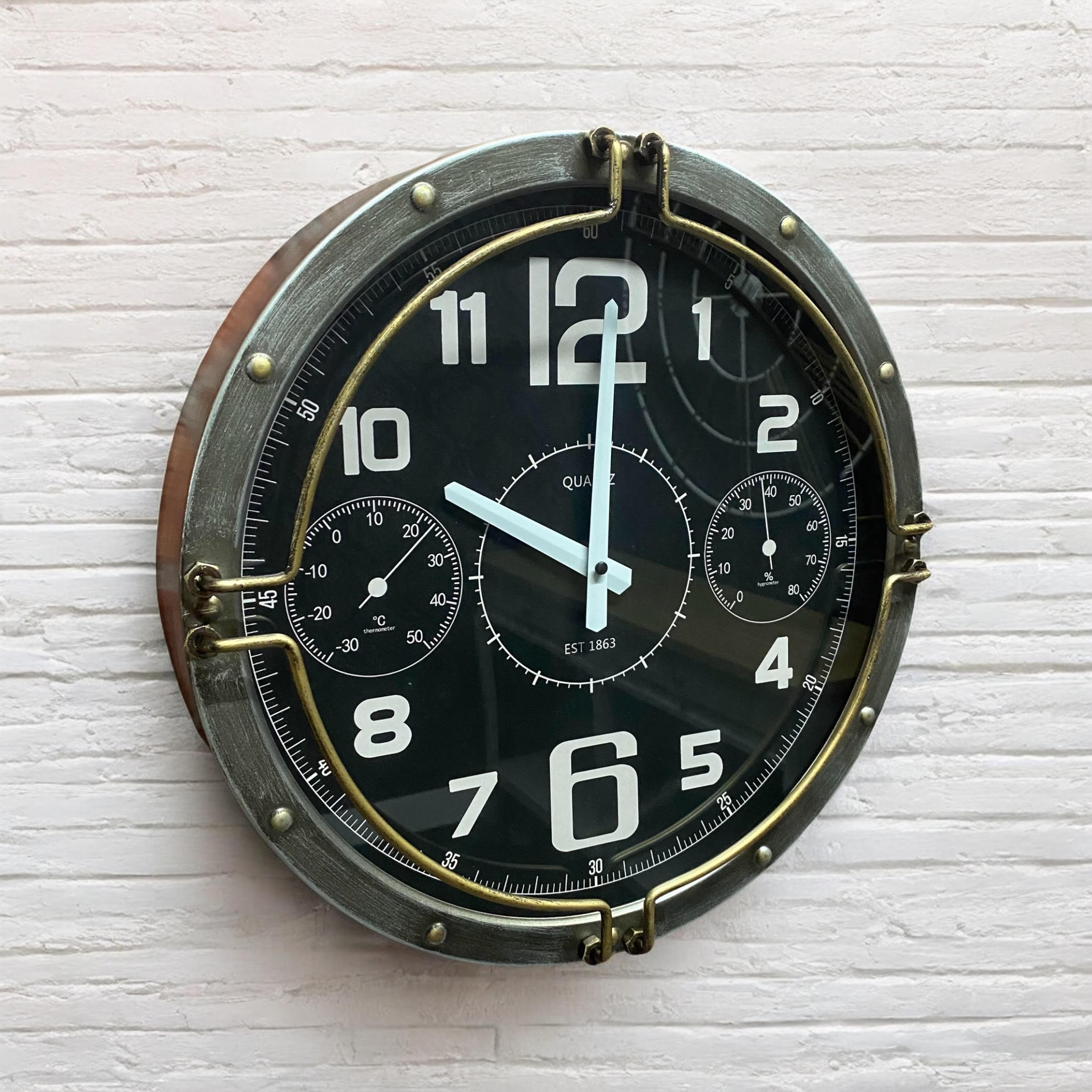 MSL 40cm Wall Clock with Brass Fittings and Black Clock Face, Requires 1 x AA Battery