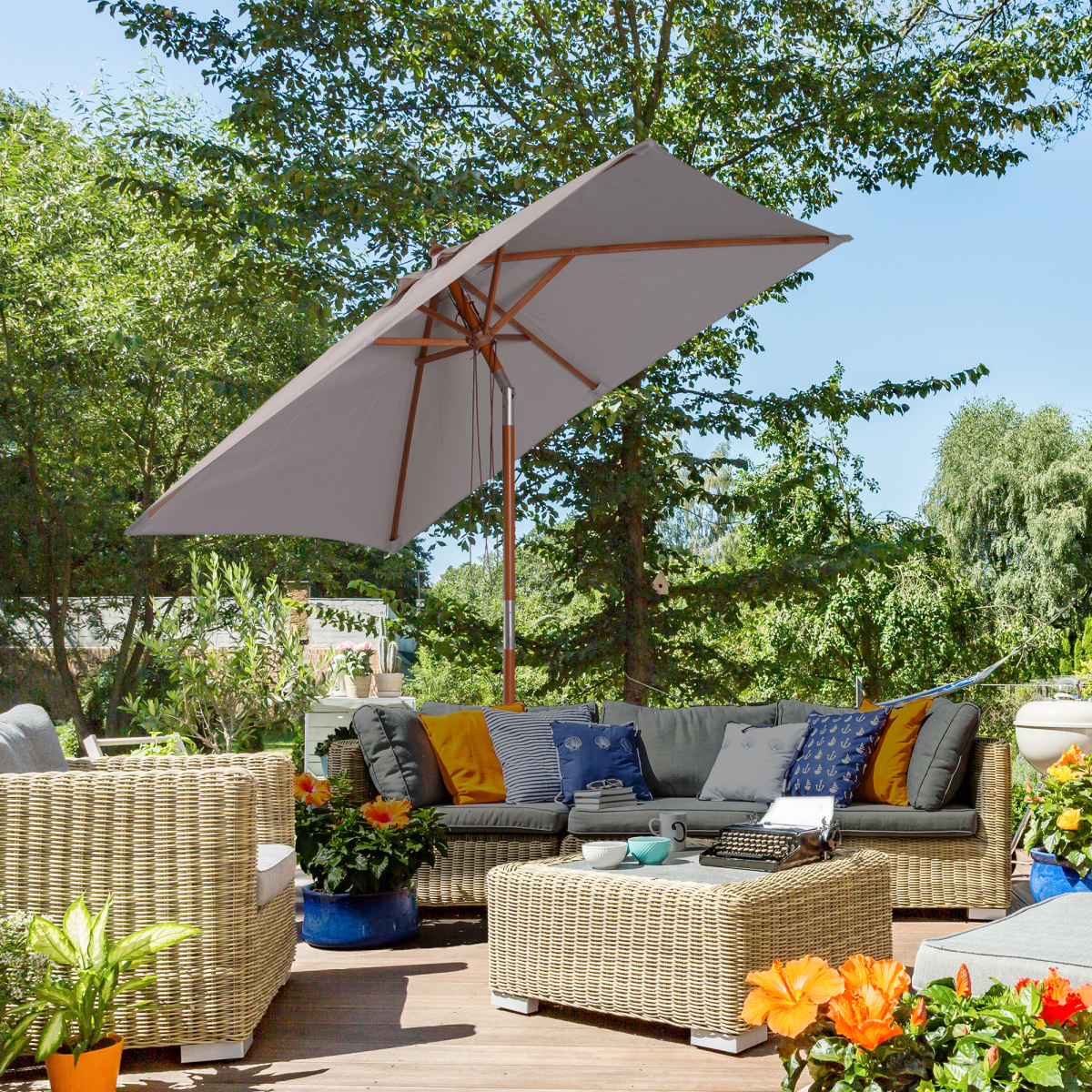 Outsunny Wooden Tilting Patio Umbrella, Grey, 6-Rib Sunshade