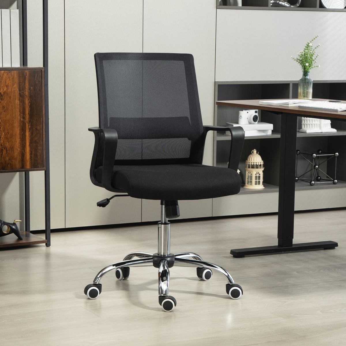 Vinsetto Mesh Office Chair with Swivel Seat, Adjustable Height, Black