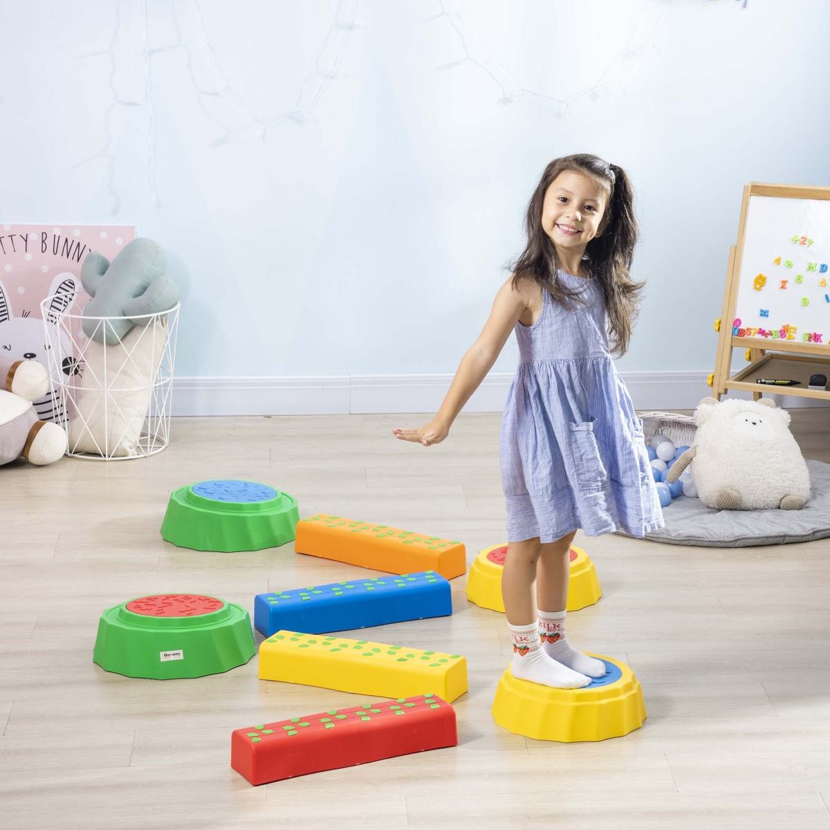Eight-Piece Kids Stepping Stones Non-Slip Surface & Bottom, for Kids Outsunny
