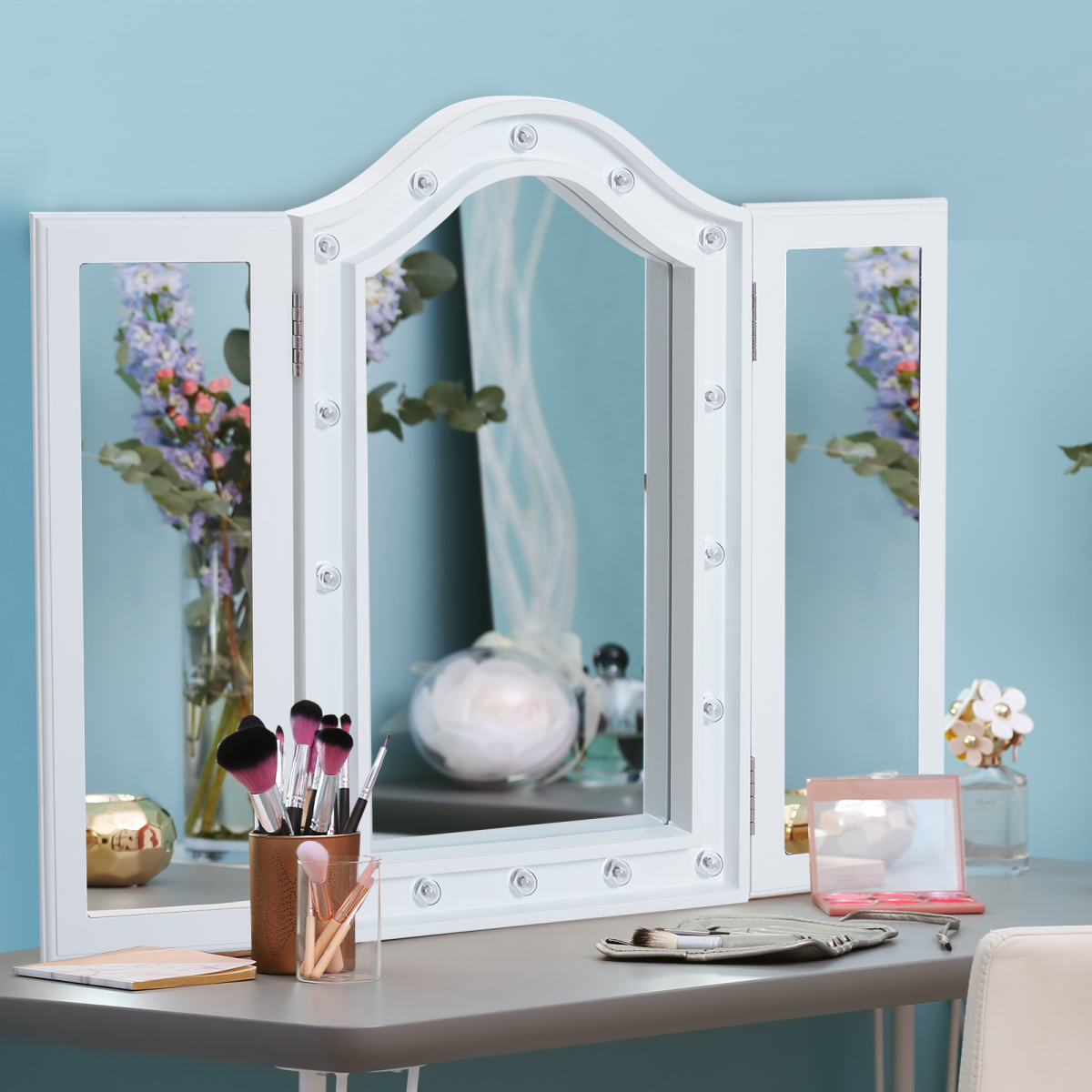 HOMCOM Tri-Fold Vanity Mirror with 16 LED Lights, White