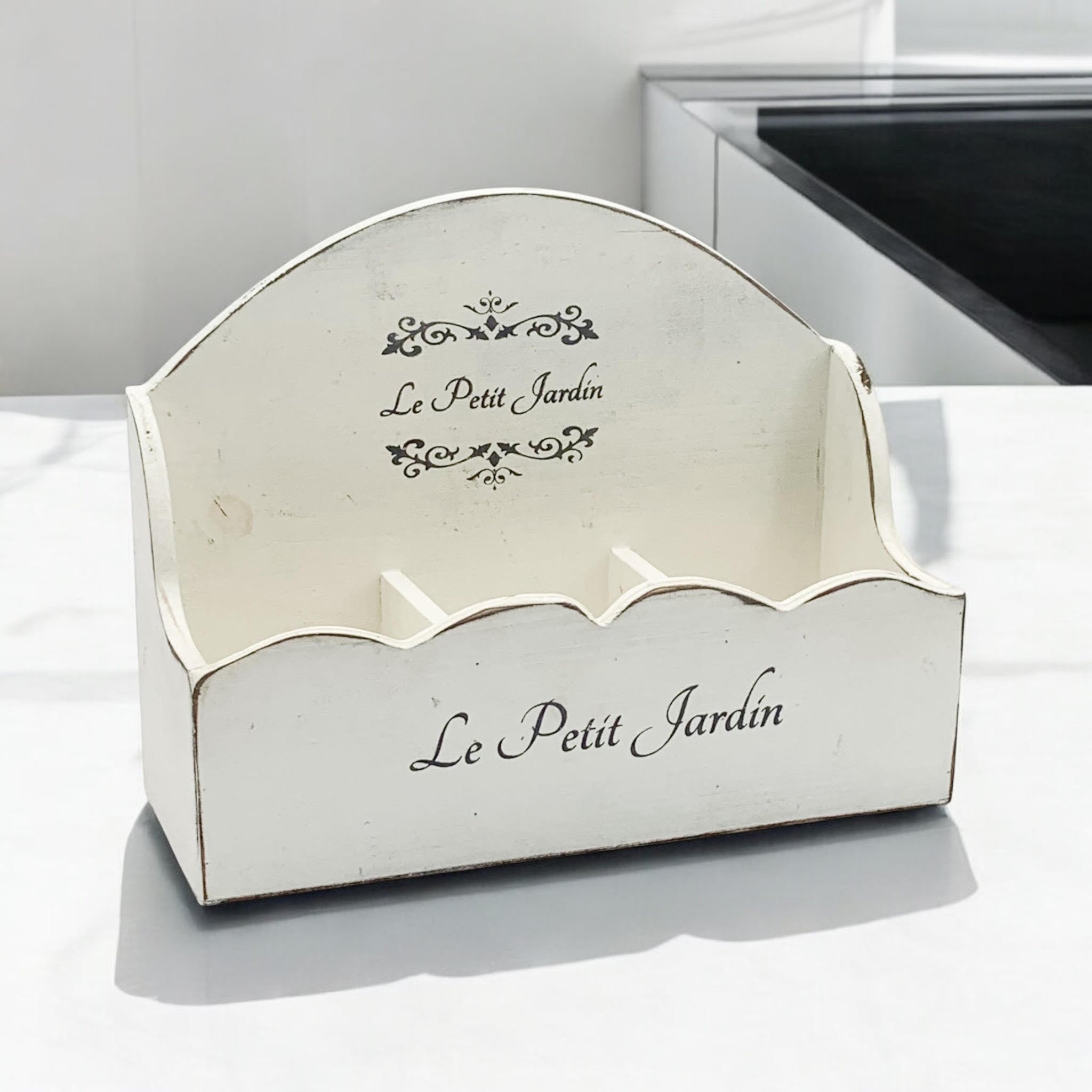 MSL 36cm Wooden Shabby White Frilly Photo Frame