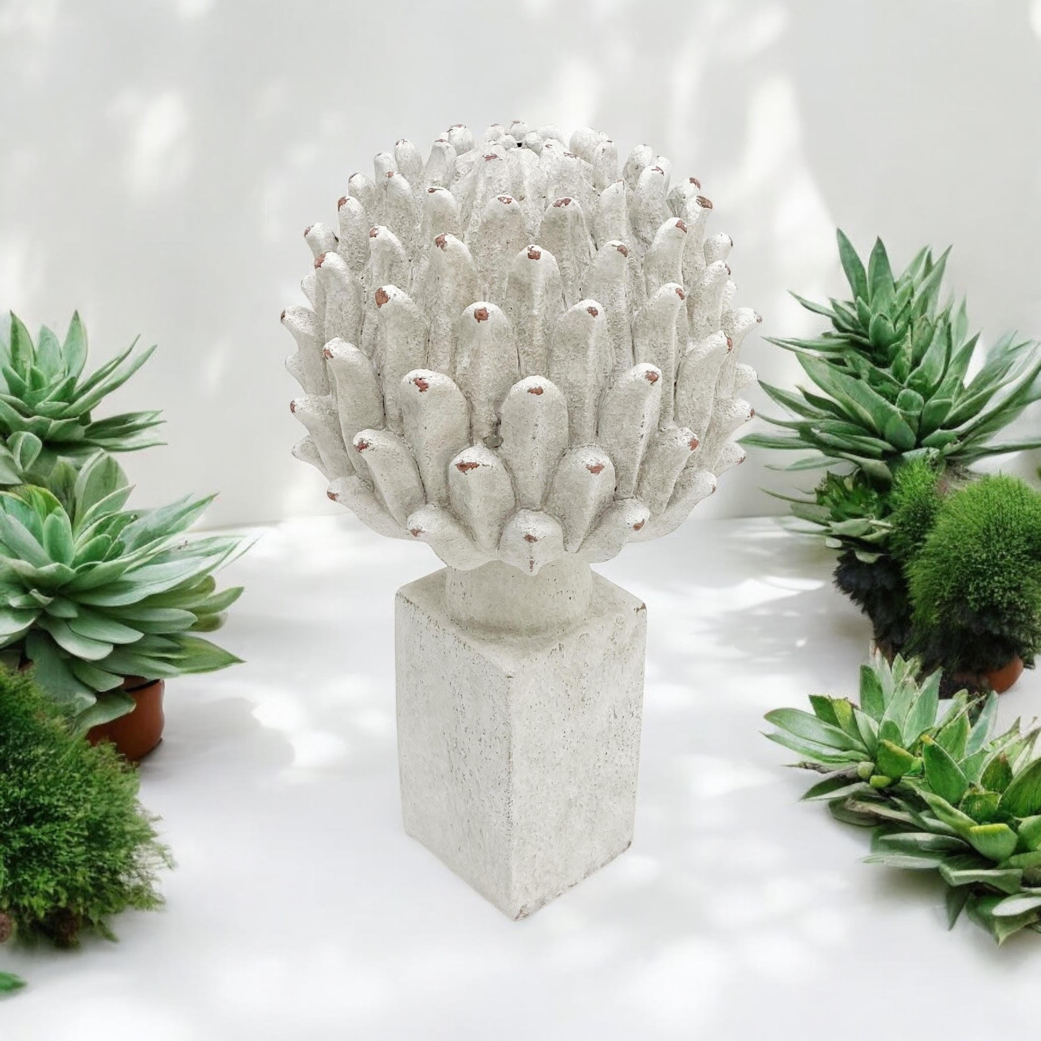 MSL 34cm Resin Flower Hand Finished Home Decor Indoor Outdoor Centerpiece