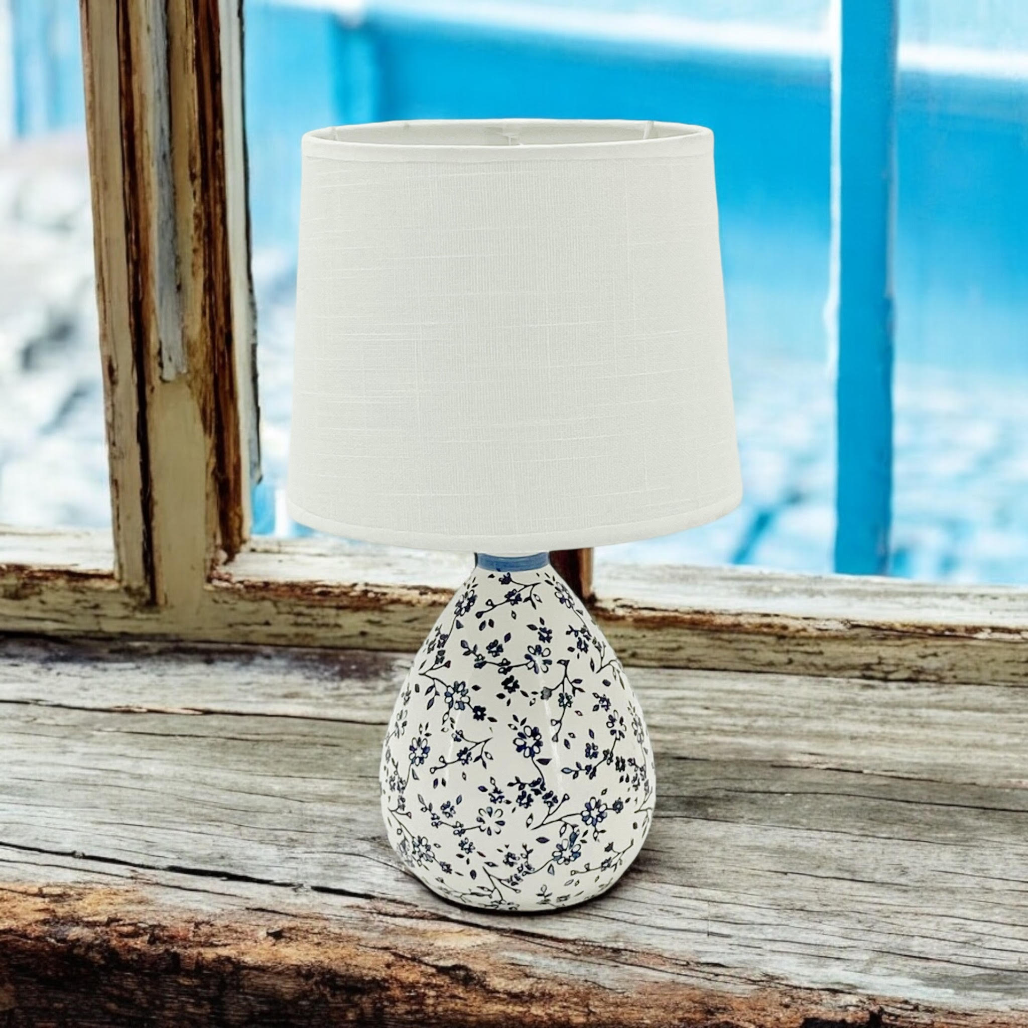 MSL Traditional Table Lamp Base and Shade with Inline Rocker Switch, Double Insulated