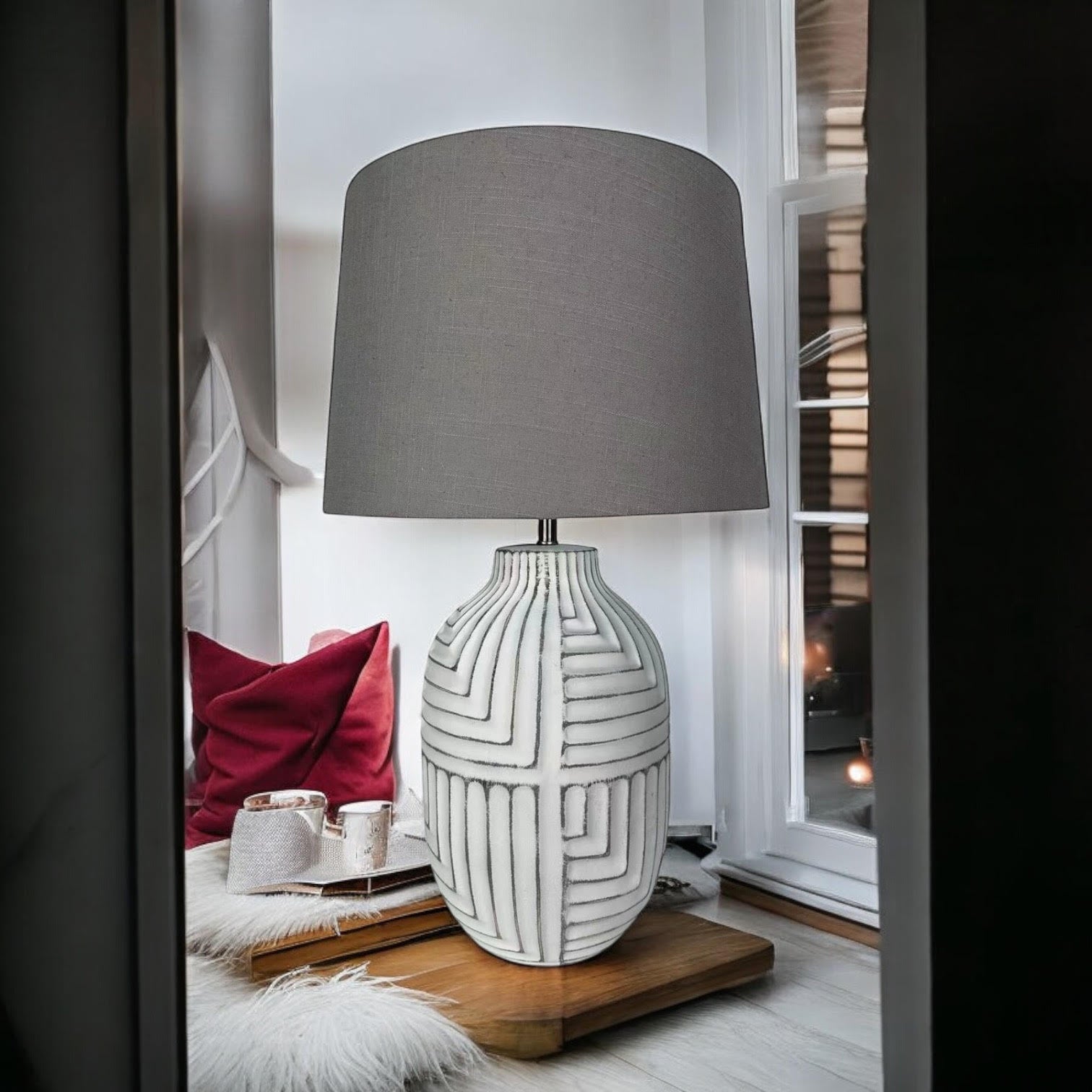MSL 38cm Traditional Ceramic Table Lamp Base and Shade with Inline Rocker Switch, Double Insulated