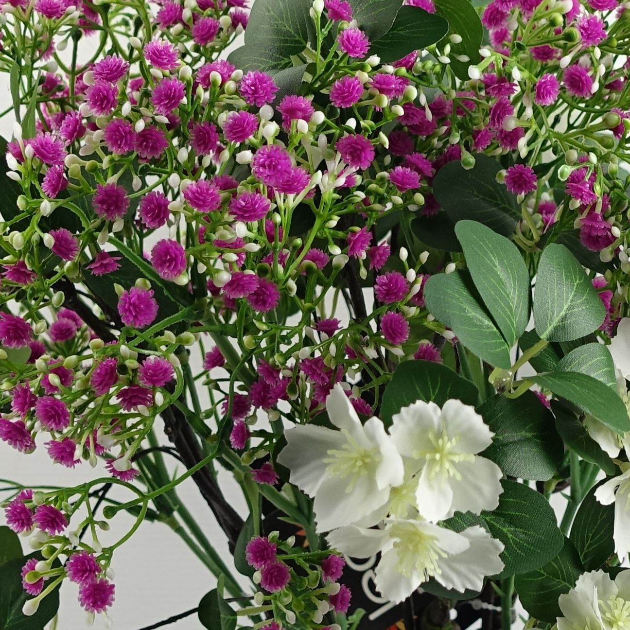 Leaf 60cm White Silk Flower Foliage Spray with Wired Stem