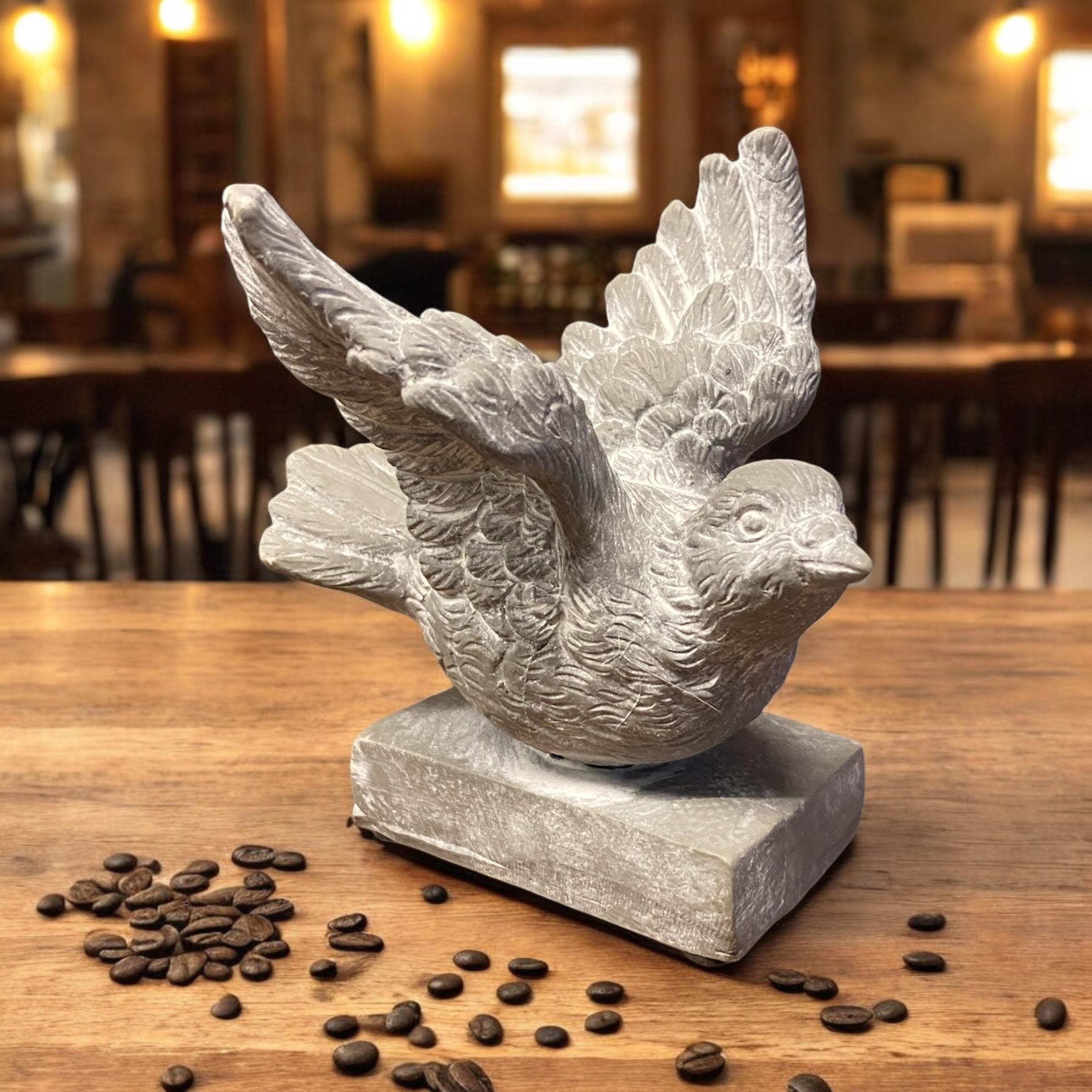 MSL 13cm Resin Bird Hand Finished Indoor/Outdoor Home Decor