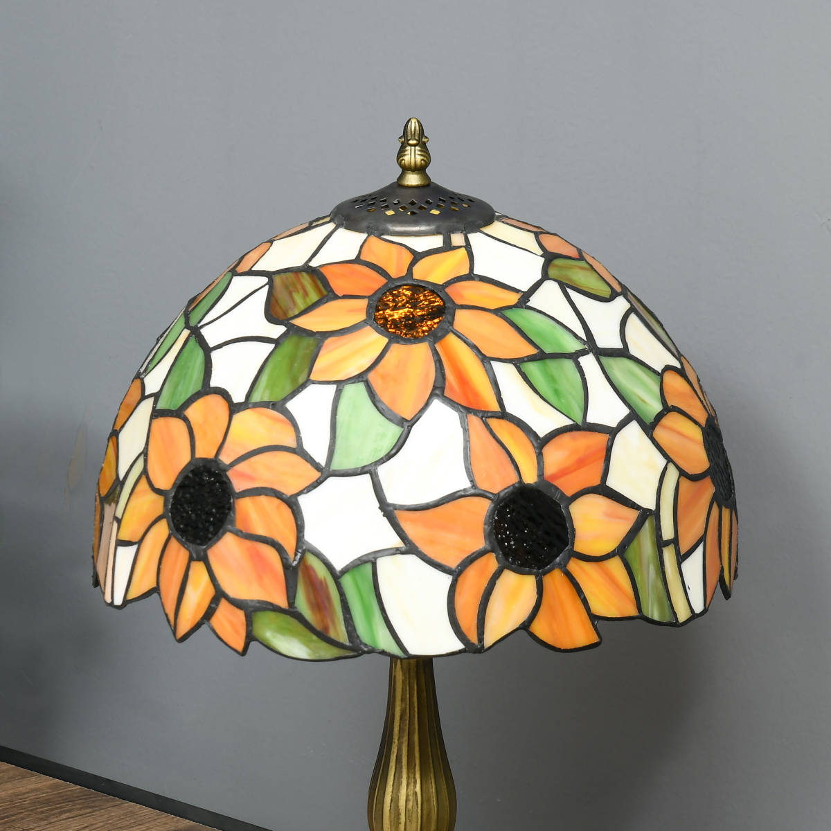 AIYAPLAY Stained Glass Sunflower Table Lamp, E27, Bulb Not Included