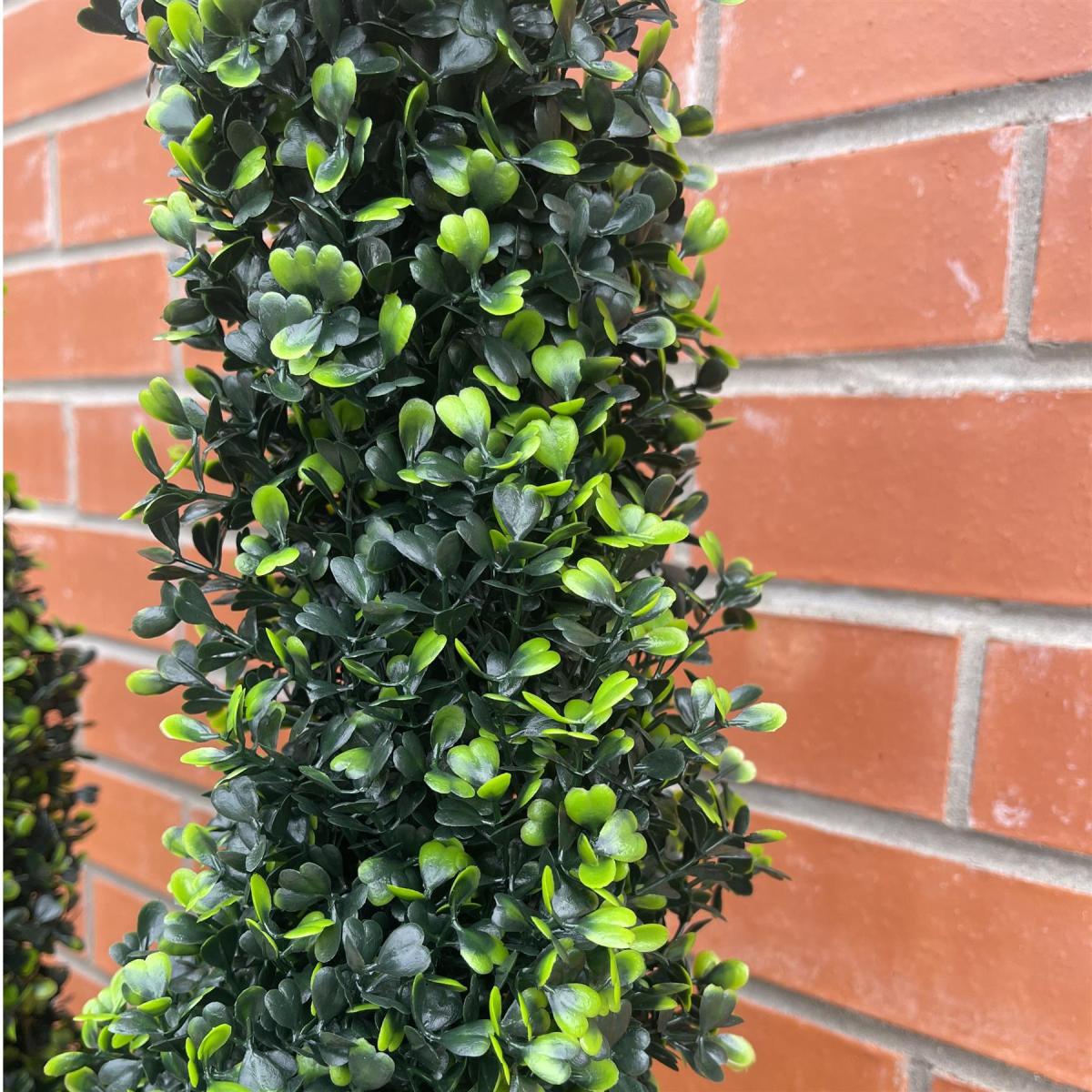 120cm Artificial Boxwood Spiral Topiary in Pot