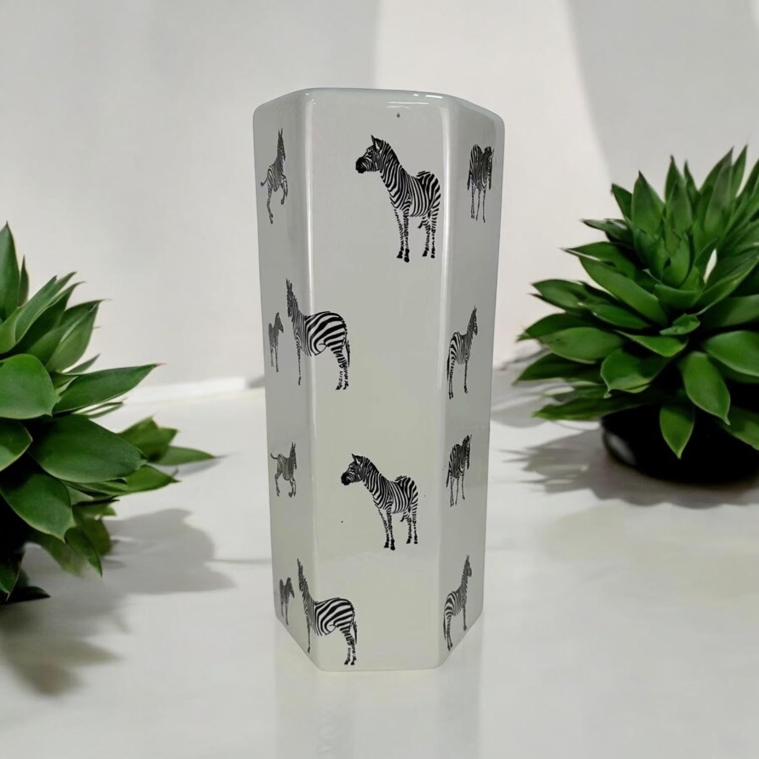 18 in Traditional Glazed Umbrella Stand Vase