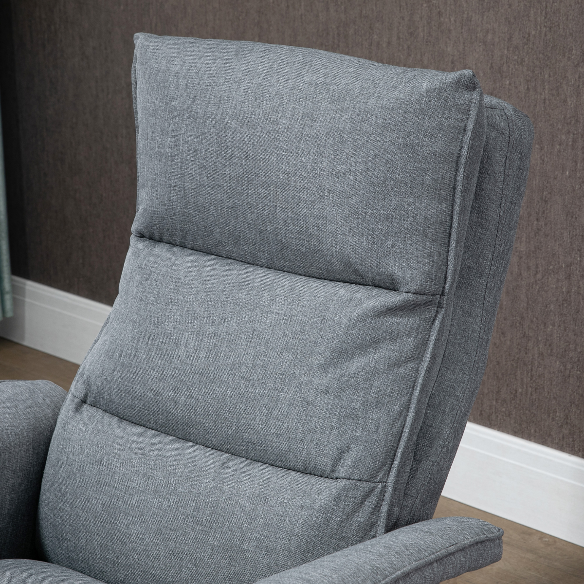 HOMCOM Swivel Massage Recliner Chair with Footstool, Grey