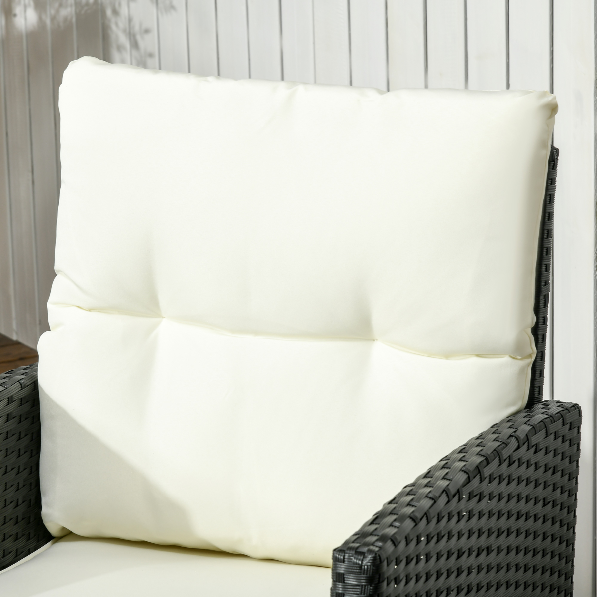 Outsunny 6-Piece Rattan Garden Sofa Set with Table, Armchairs & Footstools