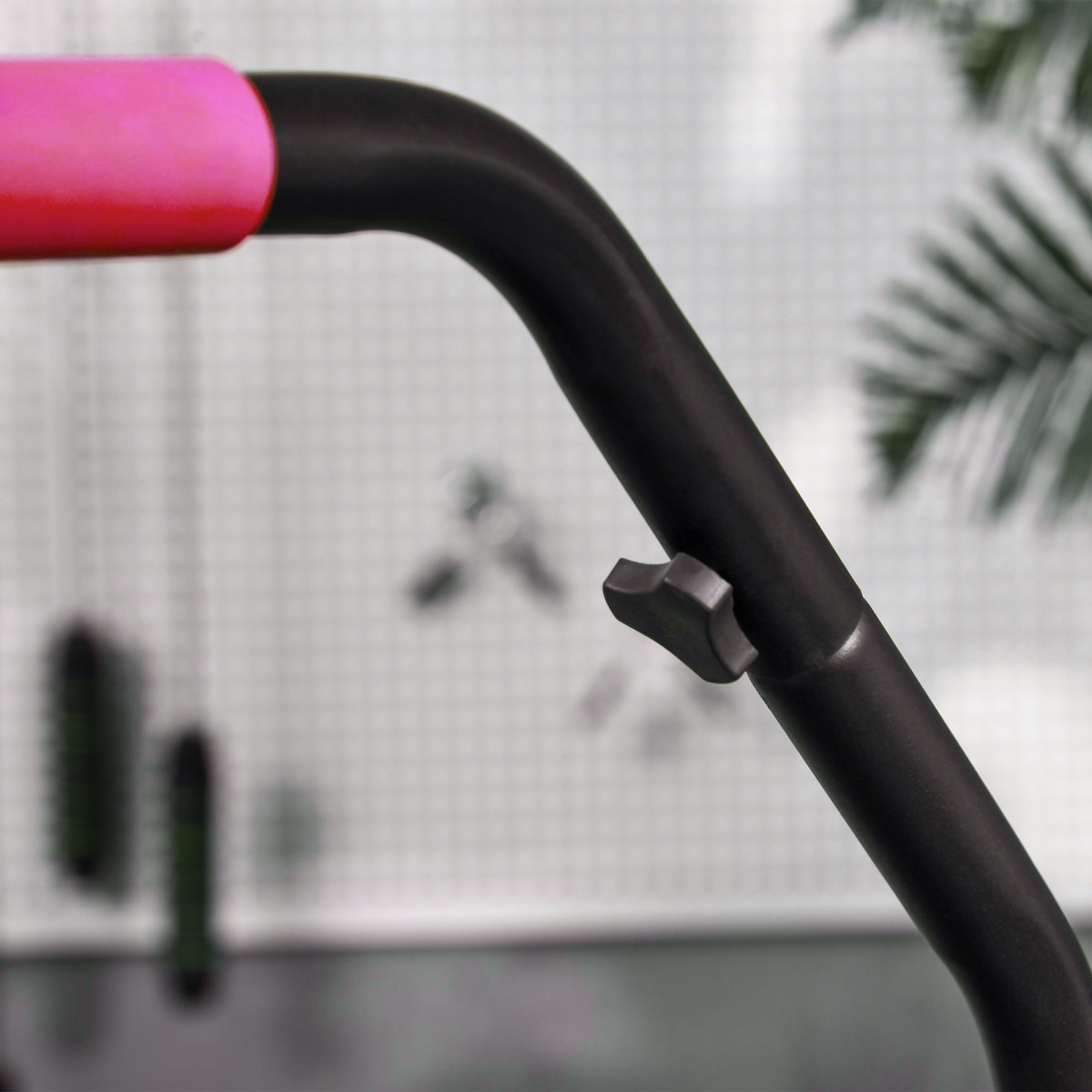 HOMCOM 40in Foldable Fitness Trampoline with Adjustable Handle, Pink