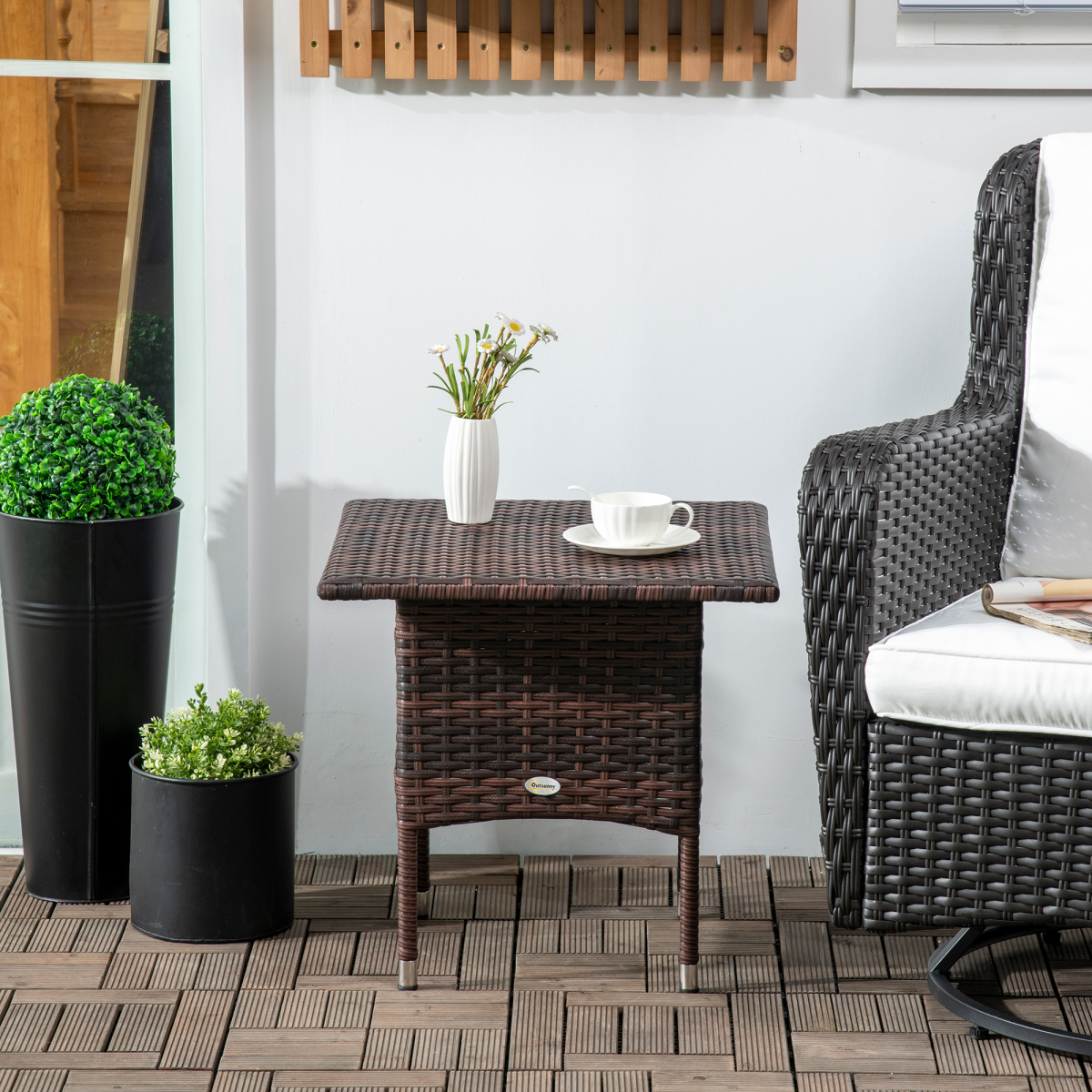 Outsunny PE Rattan Outdoor Coffee Table with Galvanised Steel Frame, Brown and Black