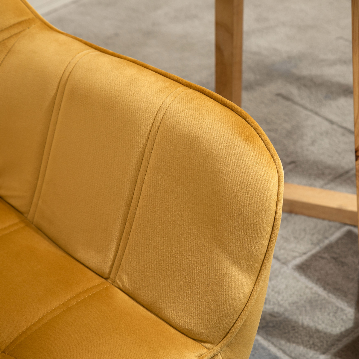 HOMCOM Velvet-Feel Tub Accent Chair with Wide Arms, Slanted Back and Wood Legs
