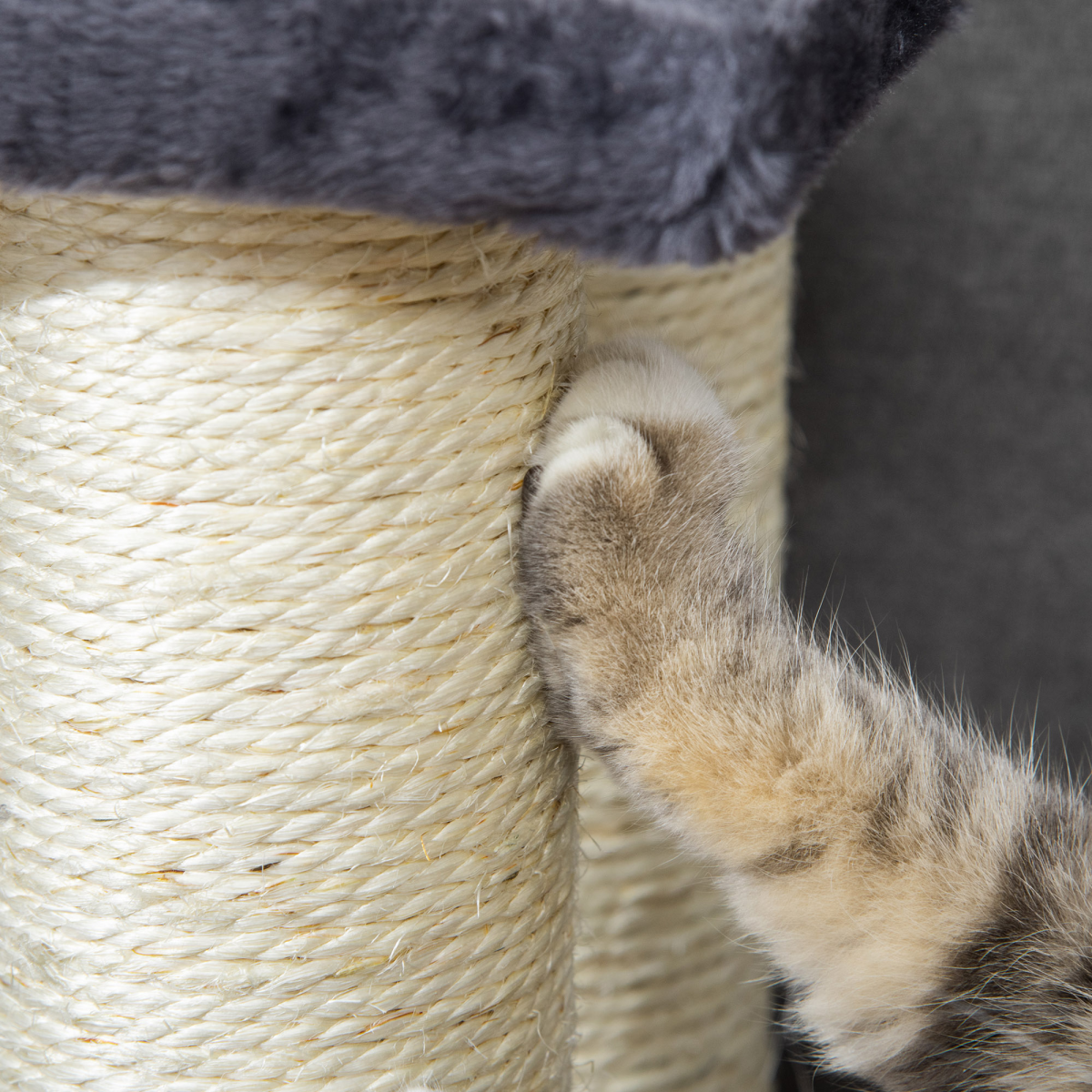 PawHut Plush Pet Stair Ladder for Cats and Dogs with Sisal Posts