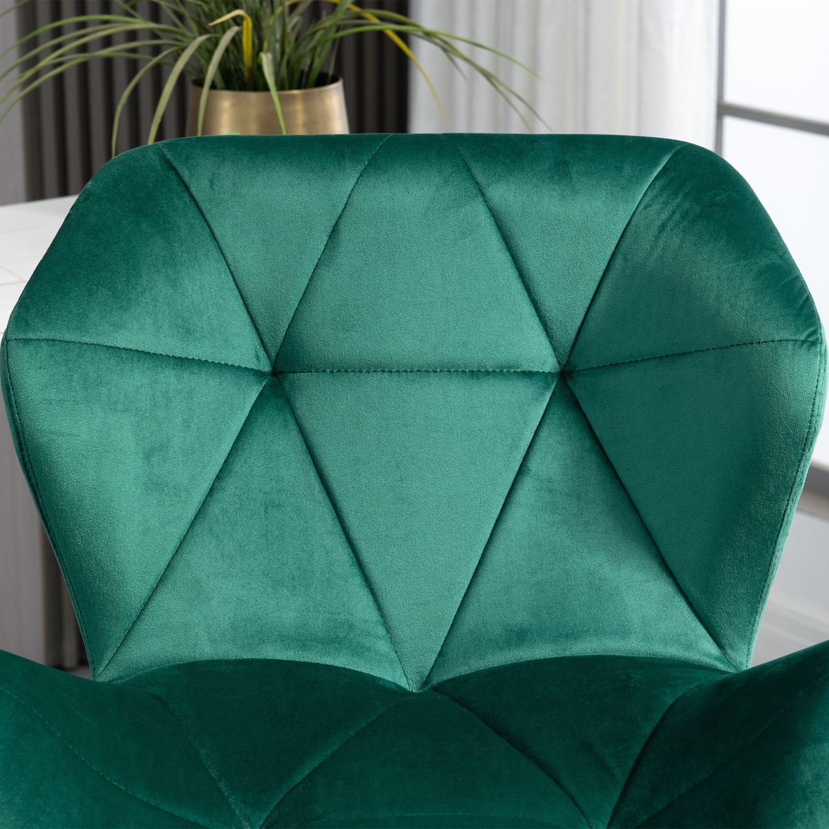 HOMCOM Set of 2 Adjustable Velvet Bar Stools with Footrest, Green