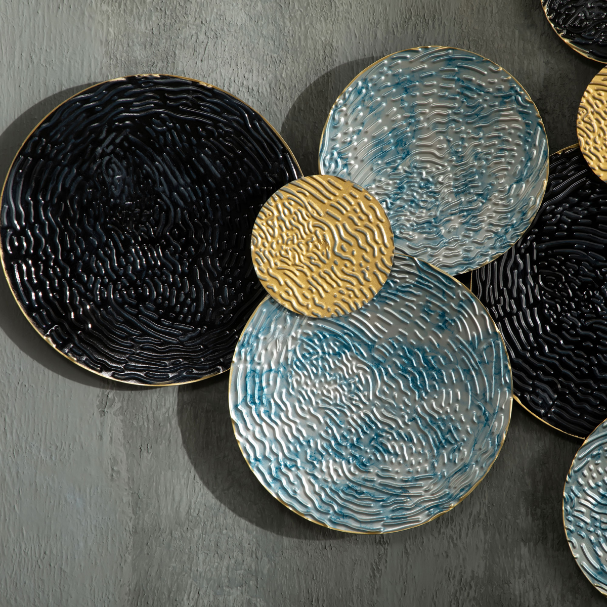 3D Minimalist Metal Multi-Disc Circle Wall Art Hanging Sculpture, Ready to Hang, 66 x 133 cm