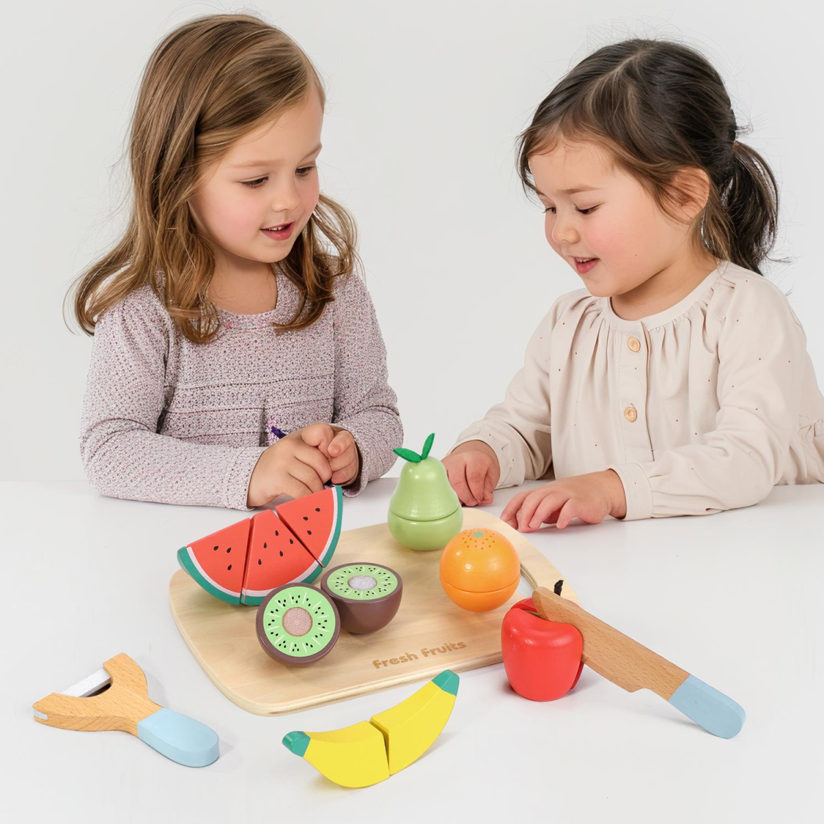 SOKA Play Imagine Learn Wooden Fruit Cutting Play Set, 9 Pieces