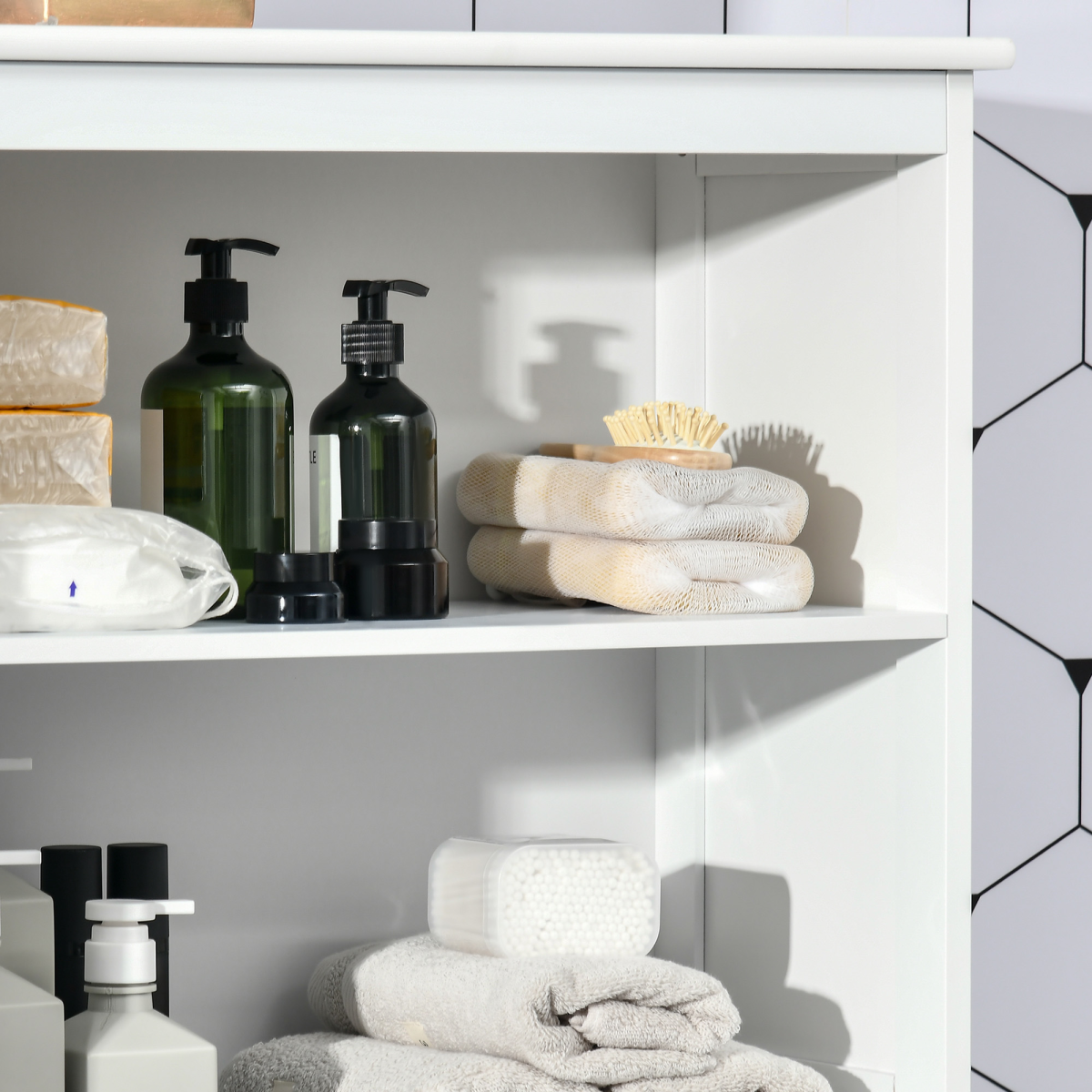 HOMCOM White Kitchen Cupboard with Adjustable Shelves and Glass Doors