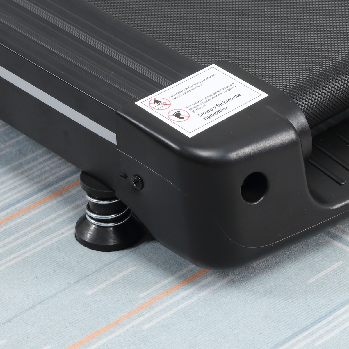 HOMCOM 500W Motorised Treadmill 1-12km/h Foldable Frame with Wheels, 12 Preset Programs, LCD Screen, Safety Key