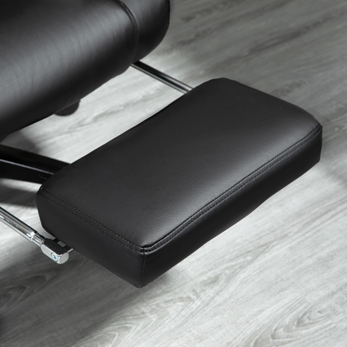 Executive High Back Office Chair with Reclining Backrest, Retractable Footrest, Adjustable Height, 360 Swivel Wheels, Black