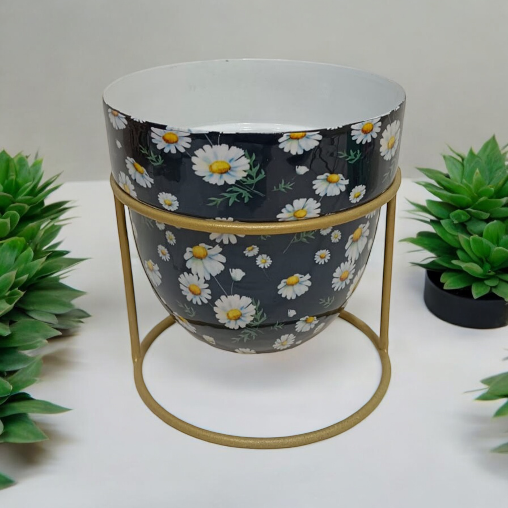 MSL 13cm Iron Planter on Stand
