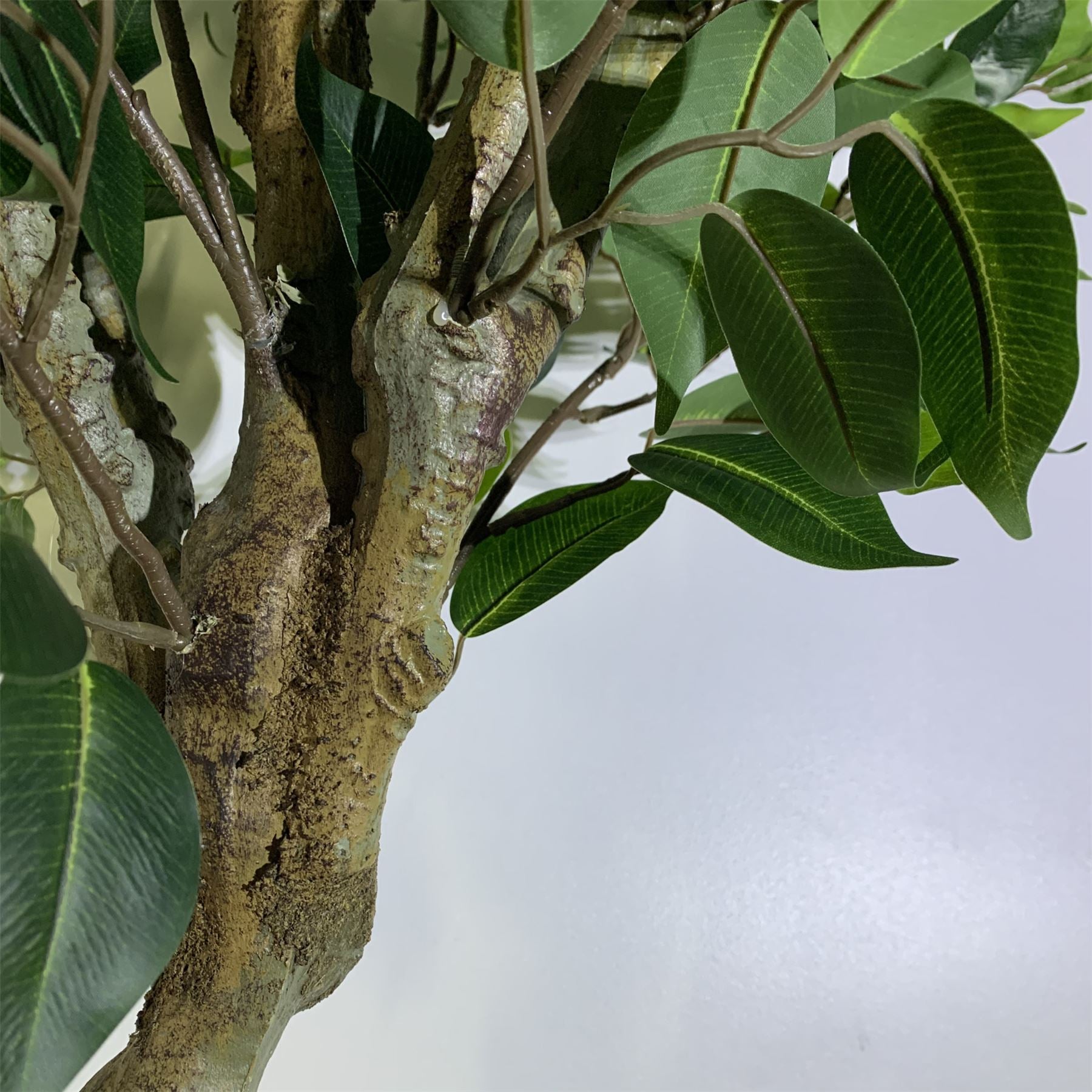 100cm Premium Artificial Ficus Tree with Twist Trunk and Decorative Planter