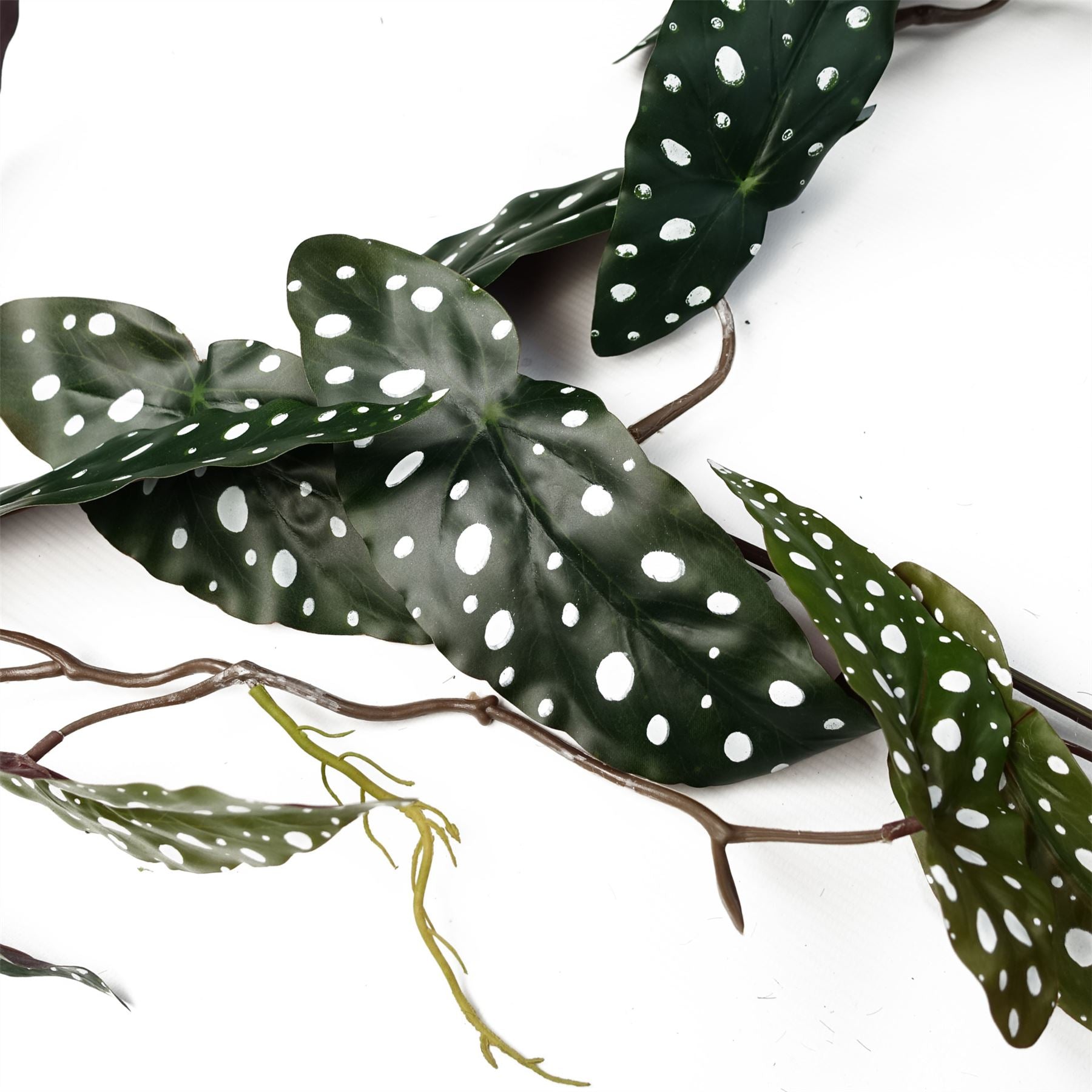 Leaf Pack of 6 Artificial Hanging Trailing Begonia Maculata Spotted Plant