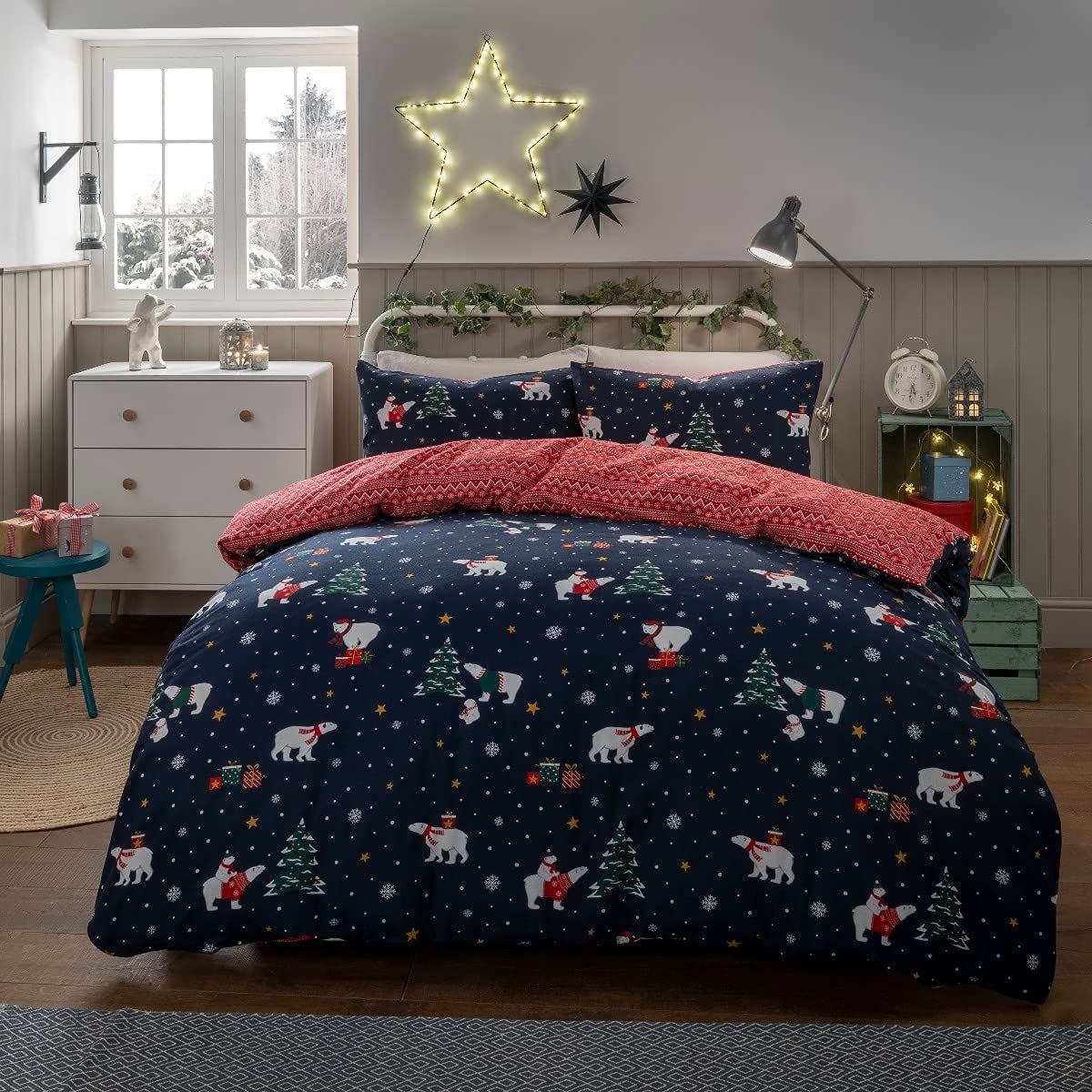 Sleepdown Christmas Polar Bear Reversible Duvet Cover and Pillowcase Set, Double, Navy