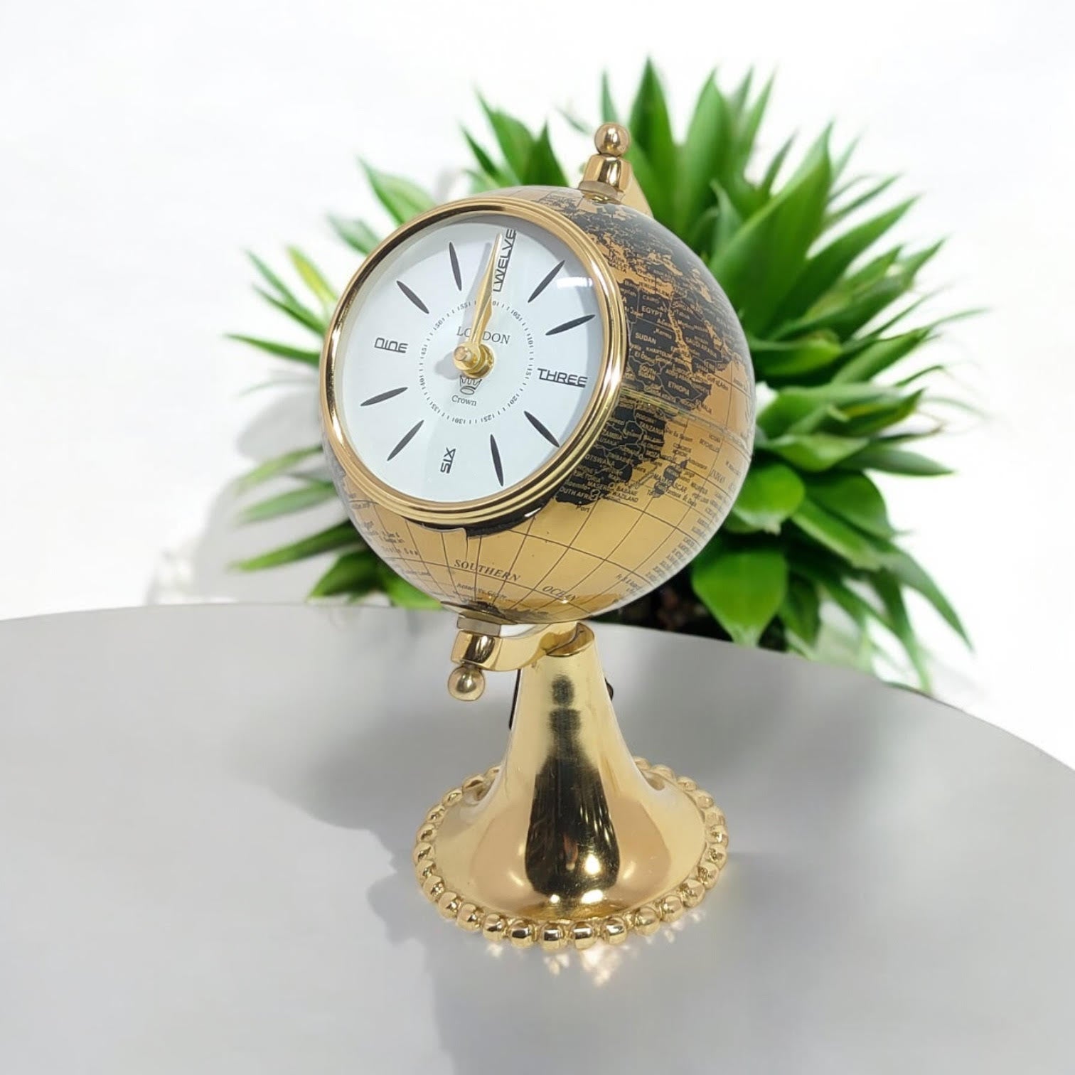 MSL Hand Finished Table Clock with Globe Design, 1 AA Battery