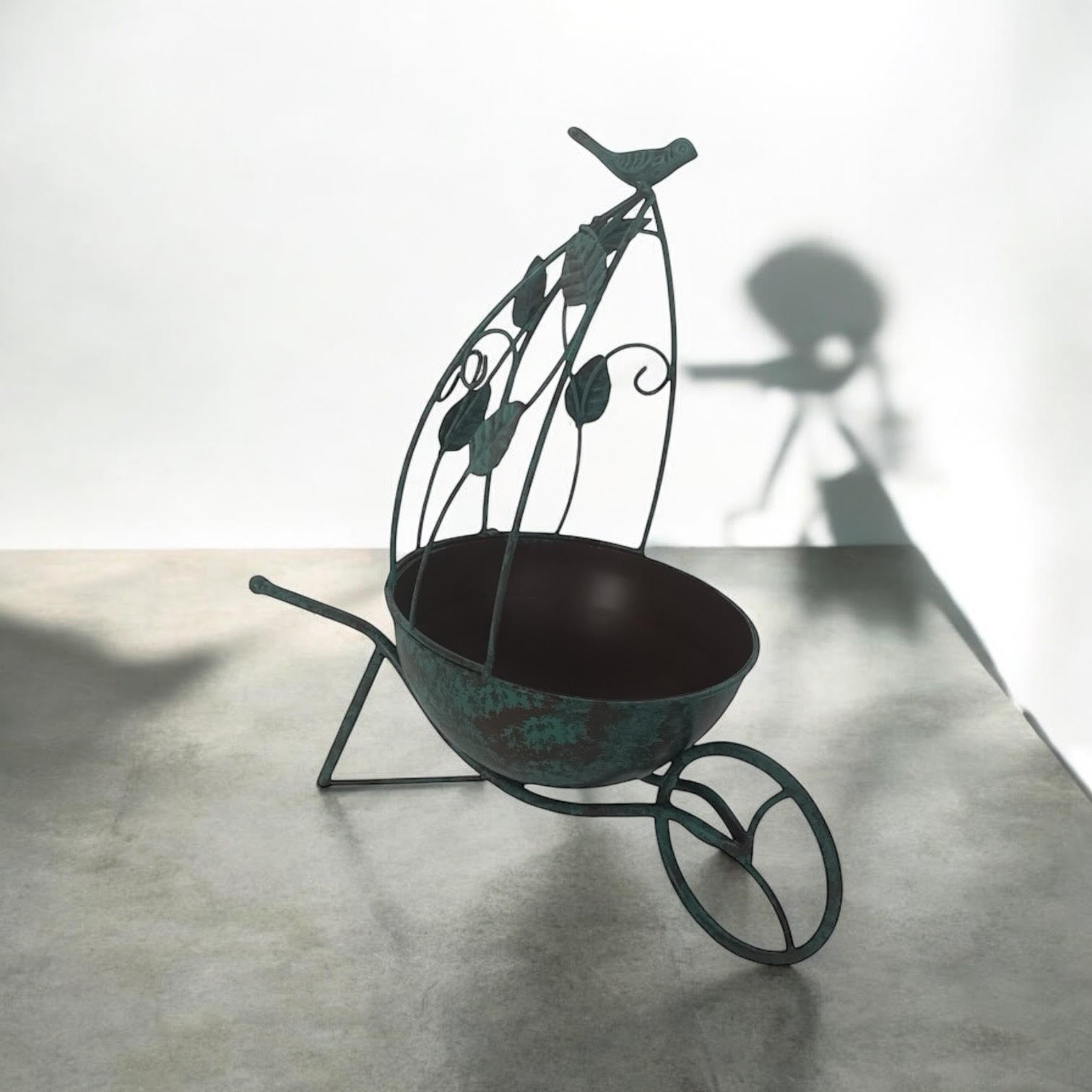 MSL 36cm Green Metal Garden Planter Quirky Plant Pot