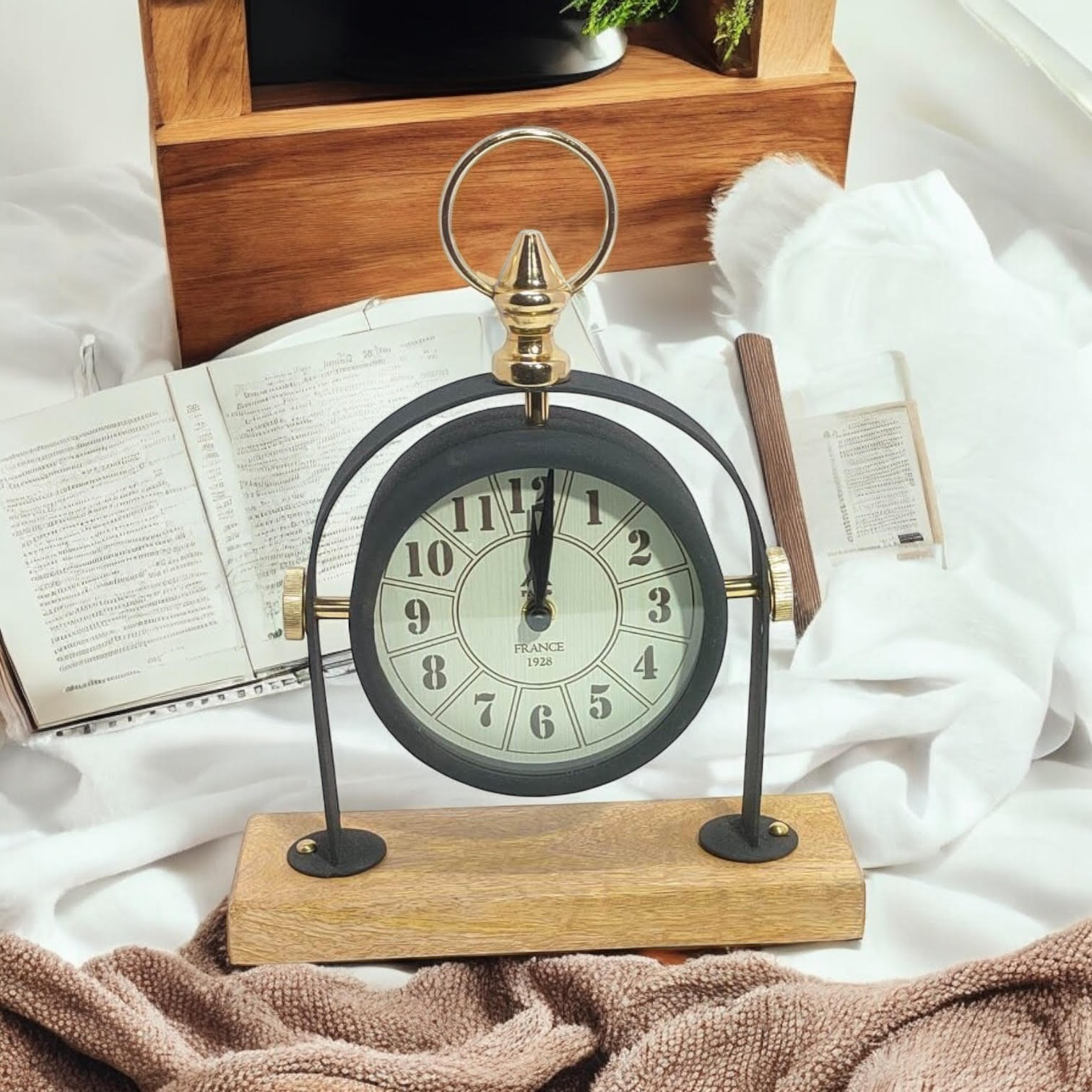 MSL Hand Finished Table Clock, 1 AA Battery Powered