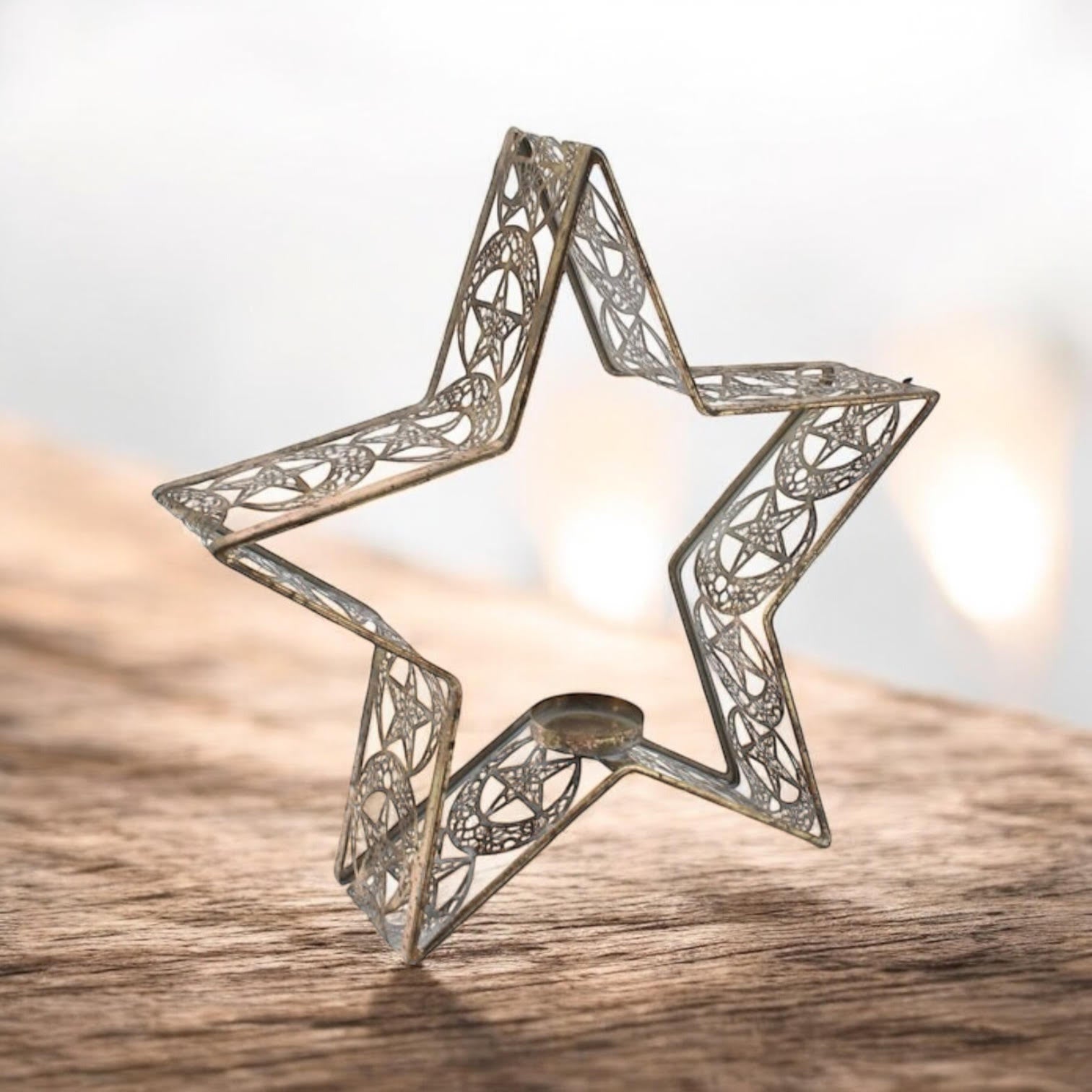 MSL 37cm Metal Candle Holder, Hand Finished, Elegant Design