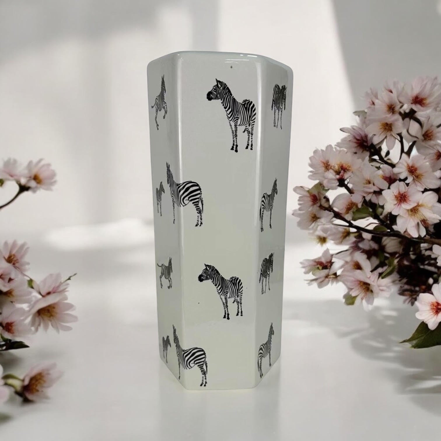 18 in Traditional Glazed Umbrella Stand Vase