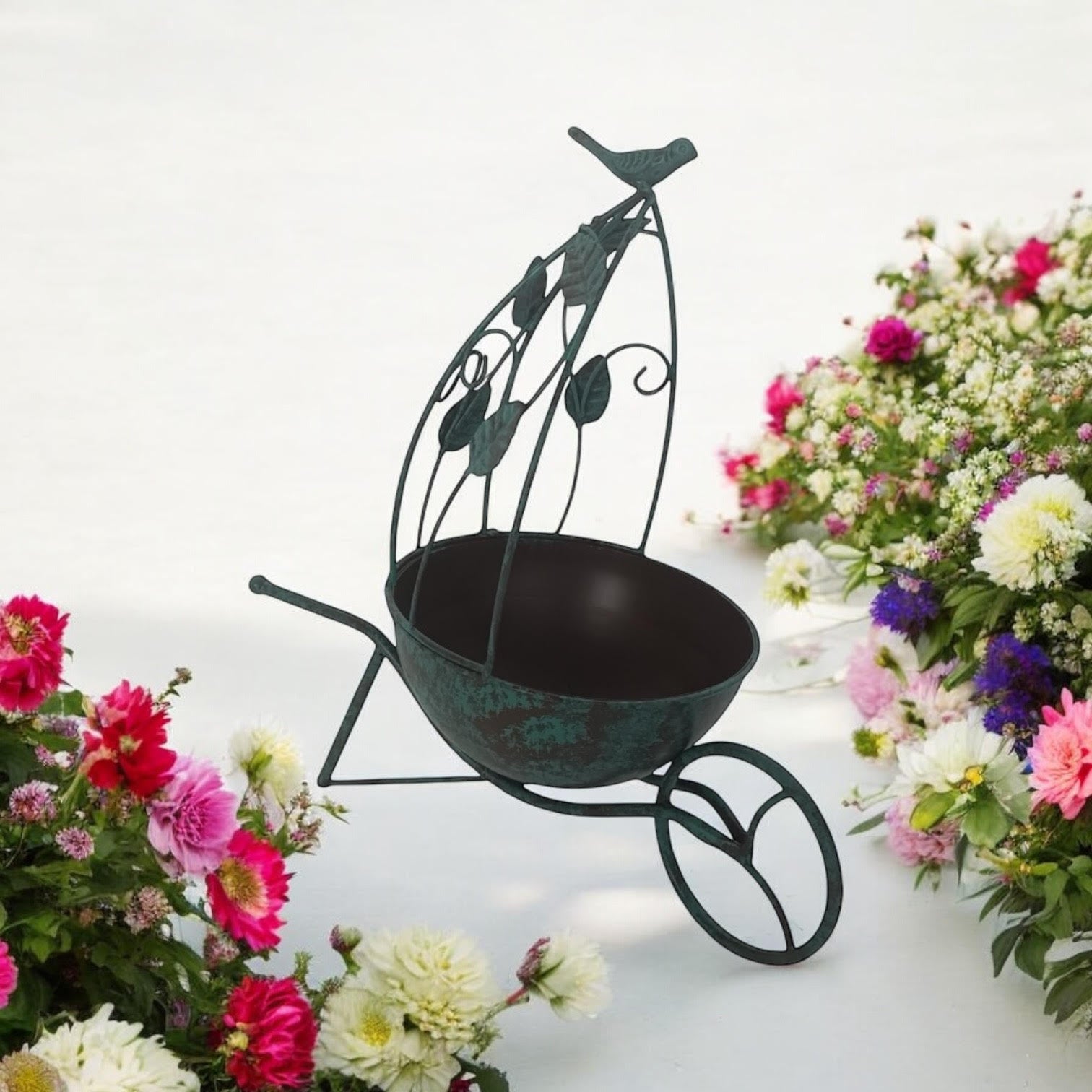 MSL 36cm Green Metal Garden Planter Quirky Plant Pot