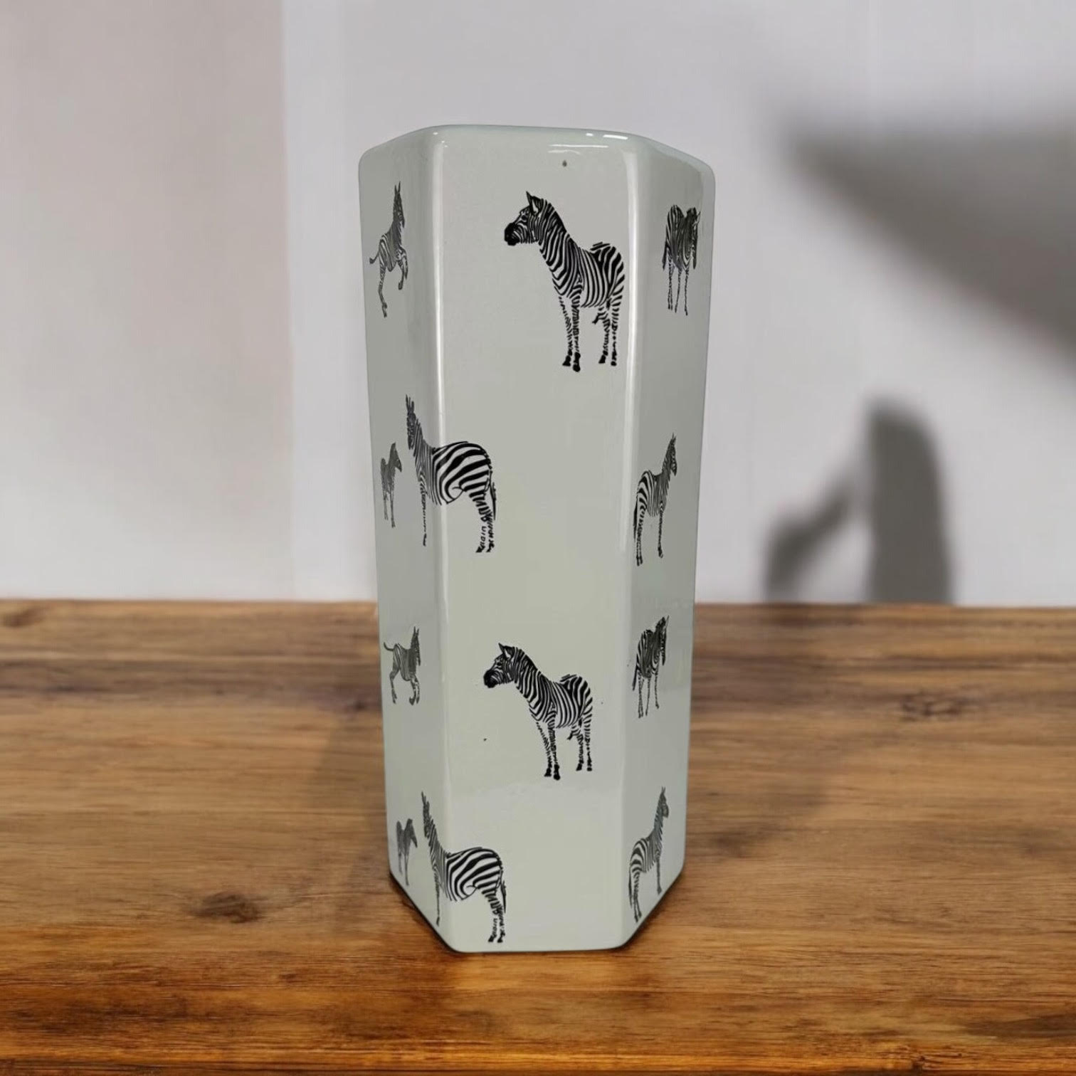 18 in Traditional Glazed Umbrella Stand Vase