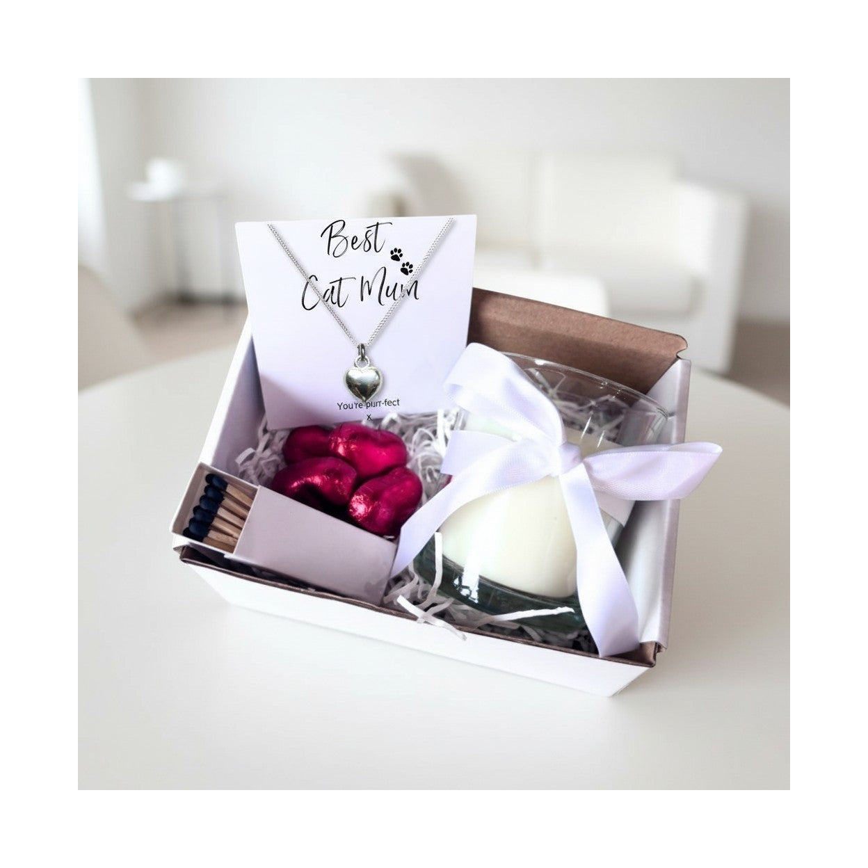 Small Best Cat Mum Gift Hamper with Silver Heart Necklace, Vanilla Candle & Milk Chocolate Hearts