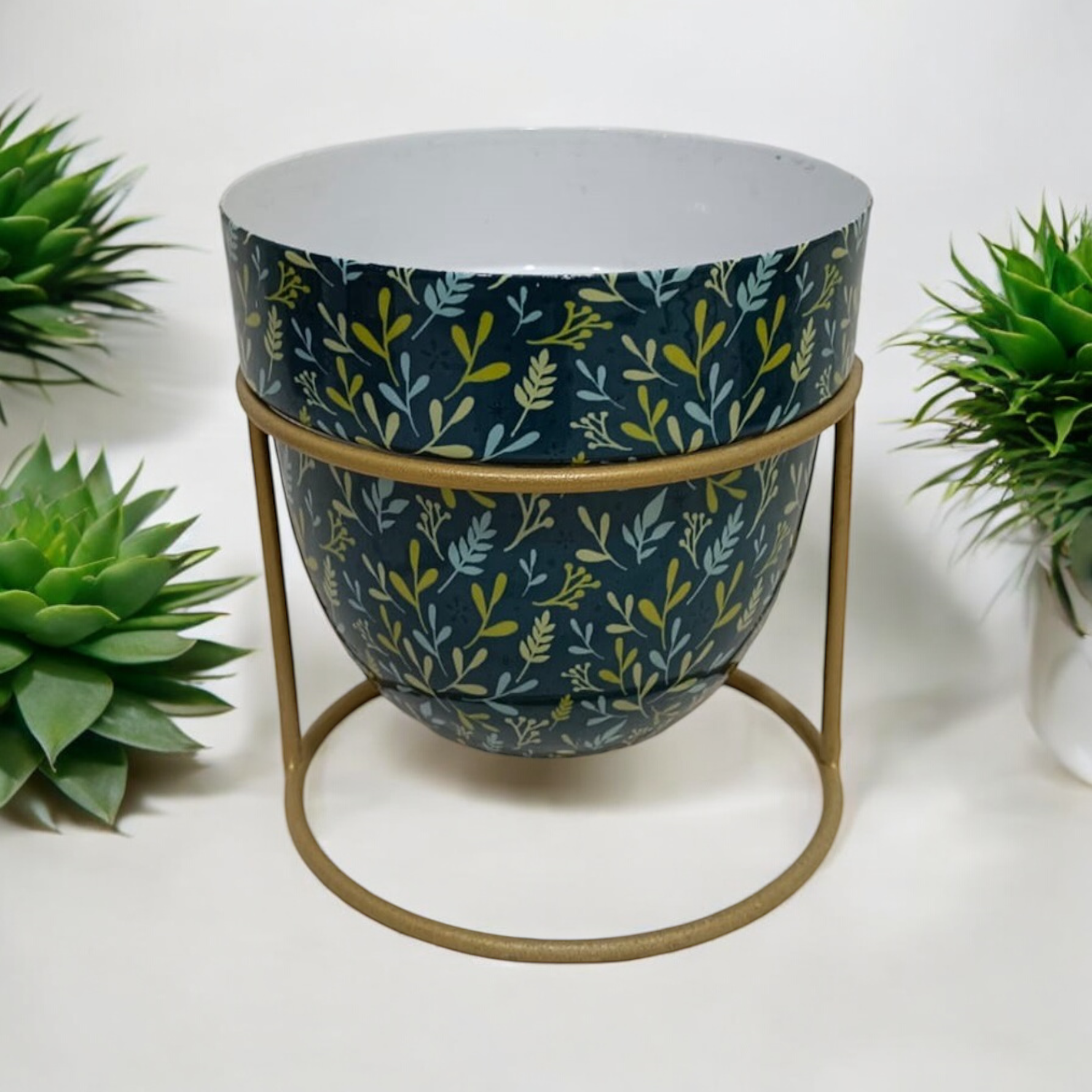 MSL 13cm Iron Planter on Stand