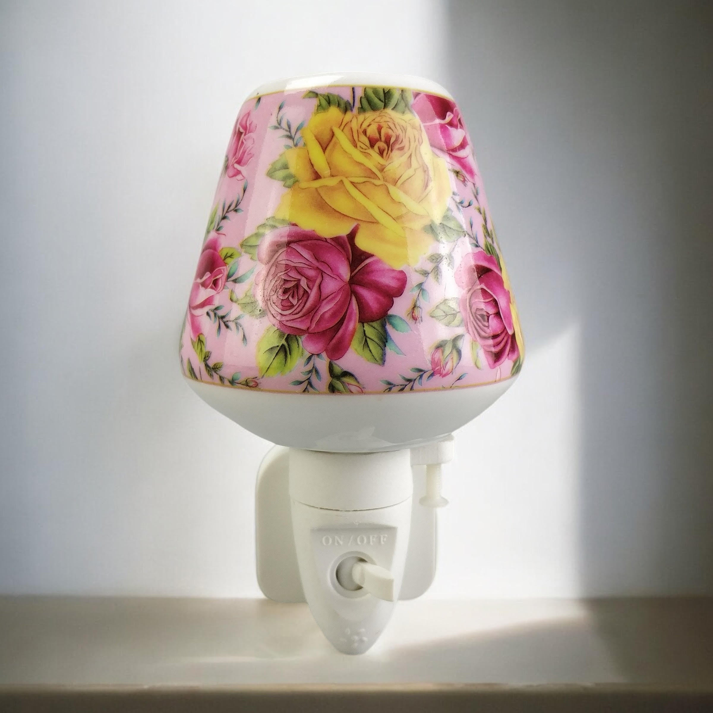 8 Inch Floral LED Nightlight, Yellow and Pink Rose, Multi-Color Decorative Home Light