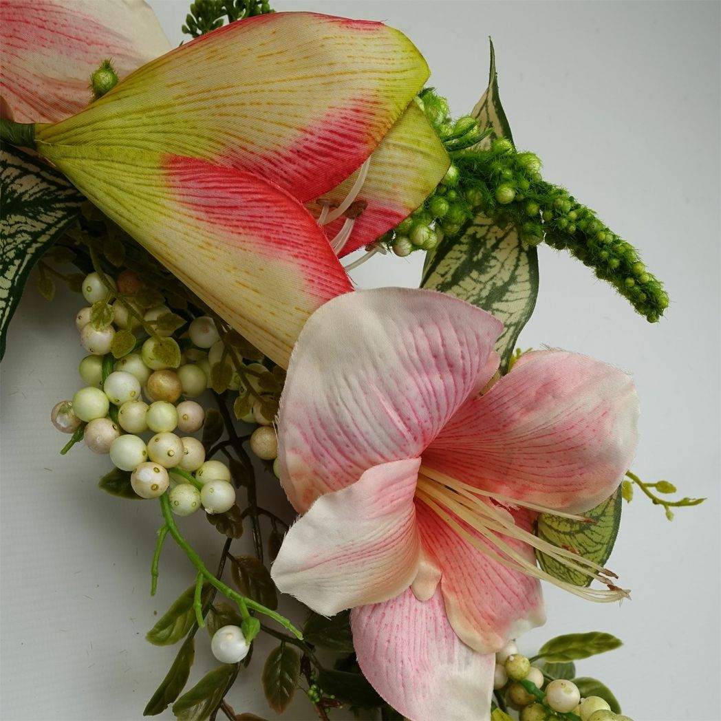 Leaf 60cm Artificial Pink Blossom Flower Wreath, Large Luxury Floristry Wreath for Doors