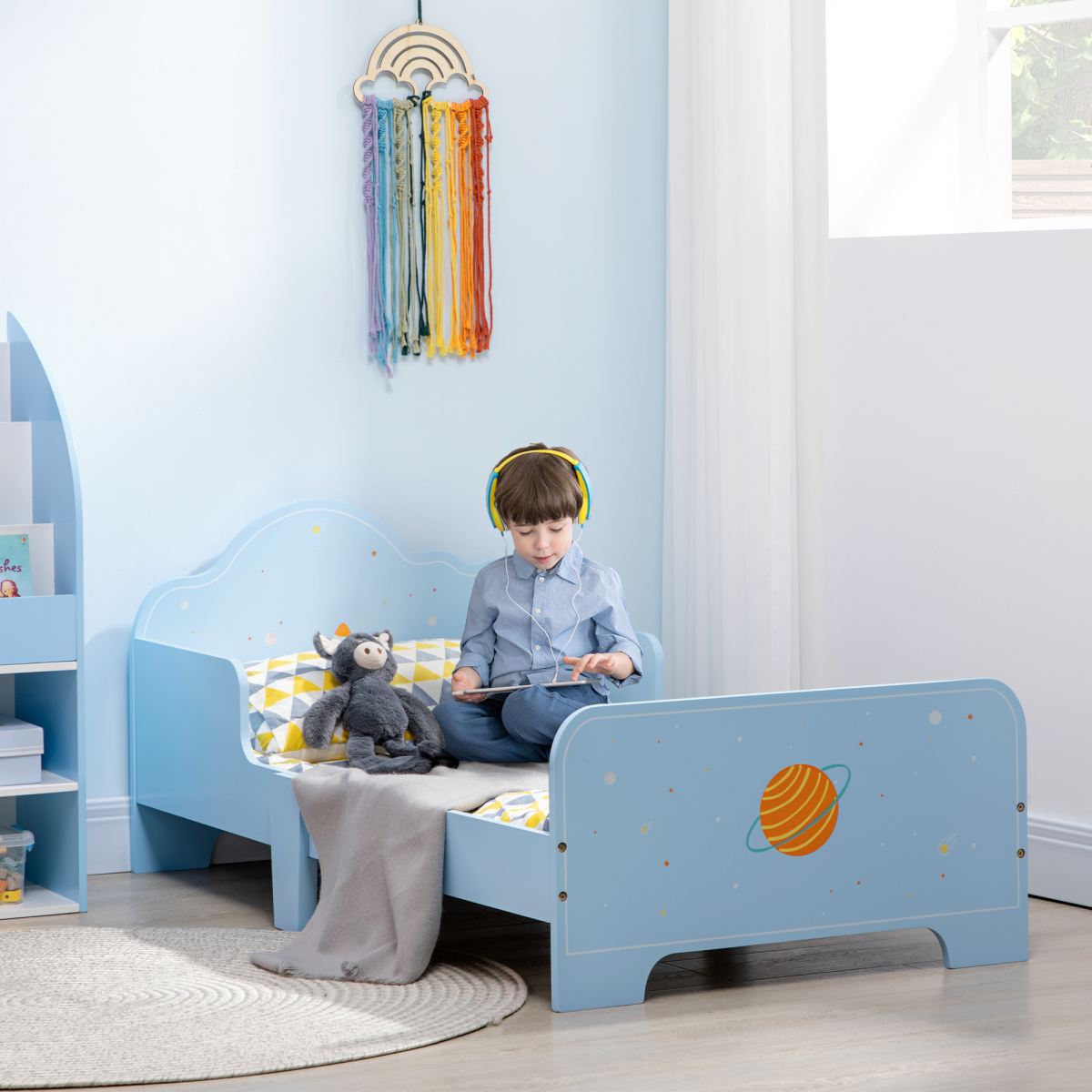 ZONEKIZ Space-Themed Toddler Bed for Boys and Girls, Ages 3-6