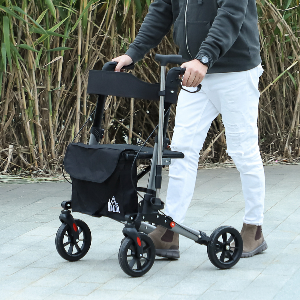 HOMCOM 4 Wheel Adjustable Rollator Walker with Seat, Brakes & Bag, Silver