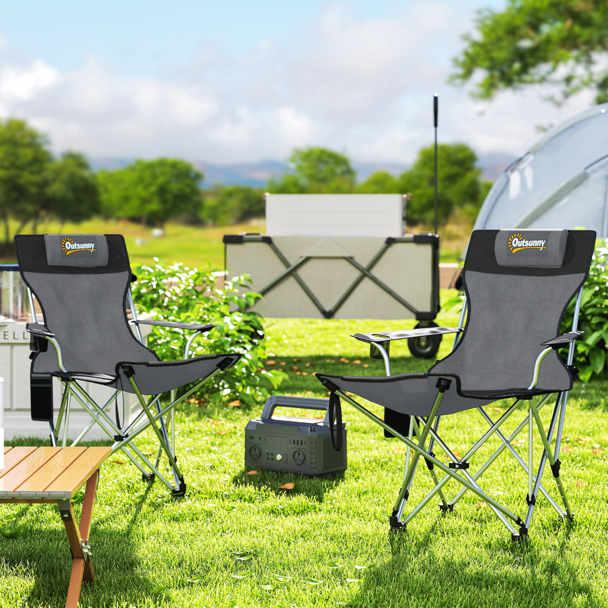 Outsunny Set of 2 Folding Reclining Camping Chairs with Footrest