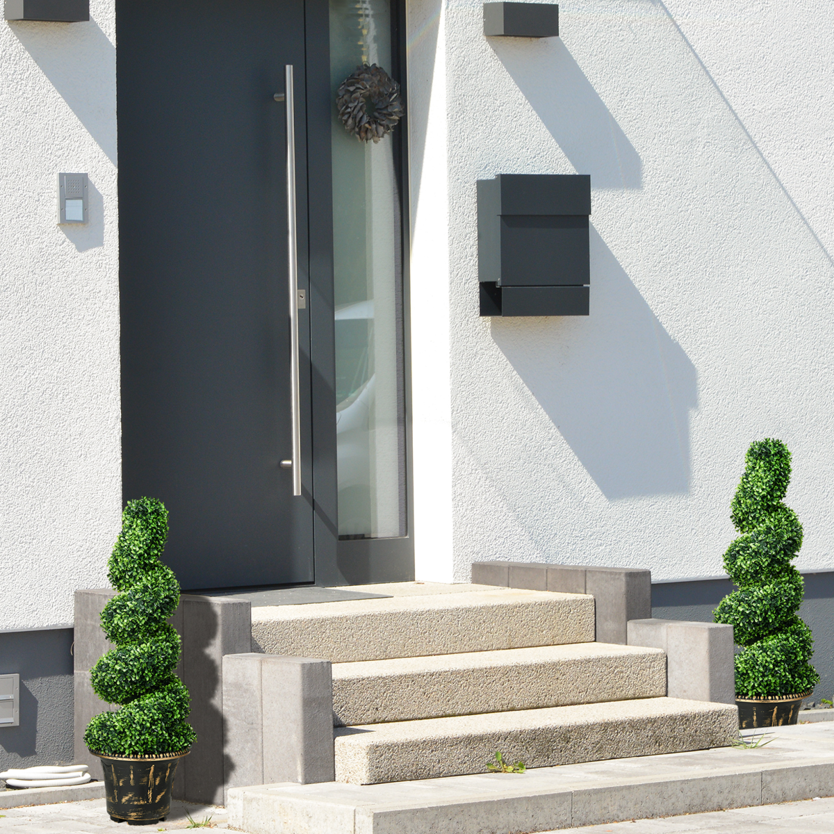 HOMCOM Set of 2 Potted Artificial Spiral Boxwood Trees, 90cm