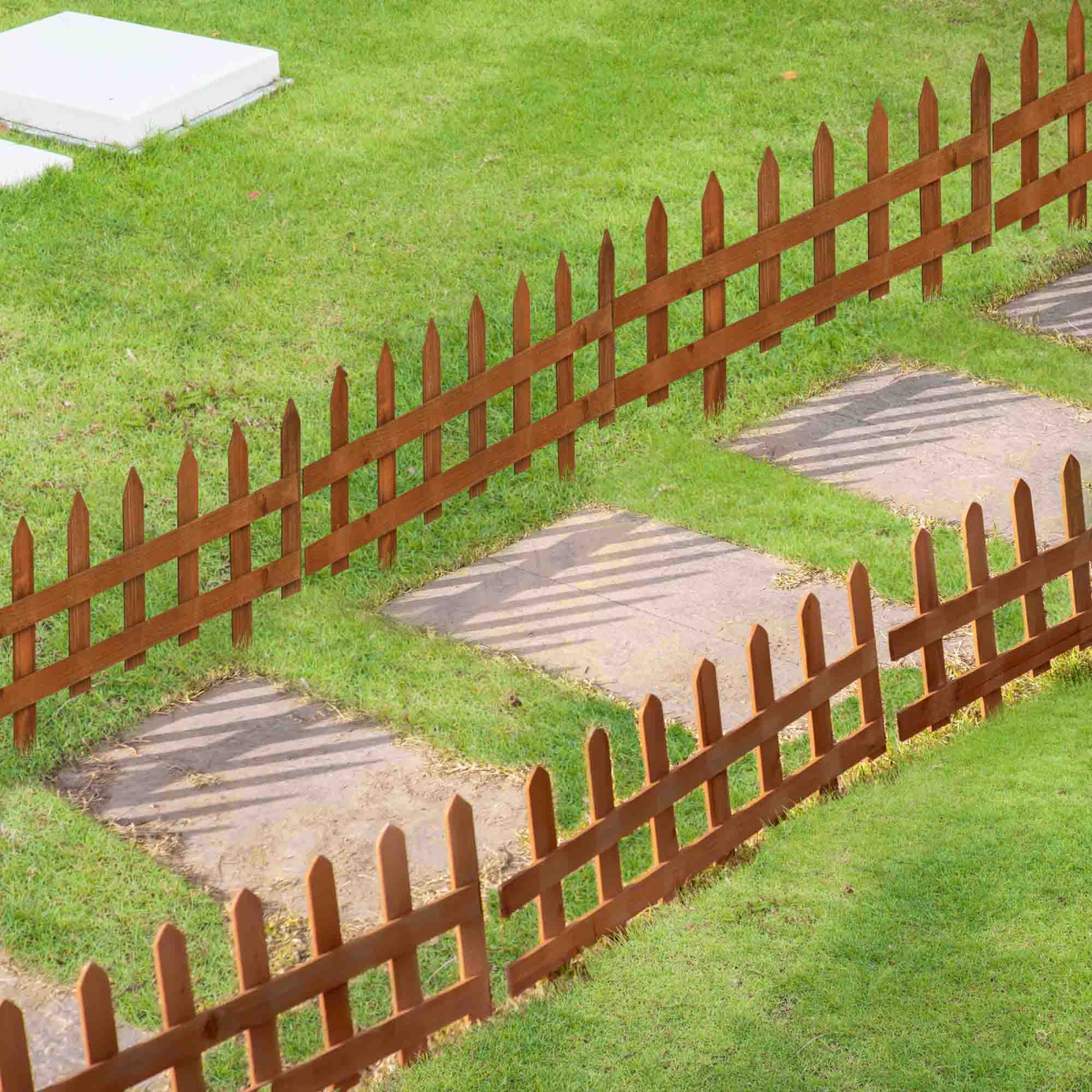 Outsunny 12-Pack Wooden Garden Border Fence Panels, Fixed Picket Fencing