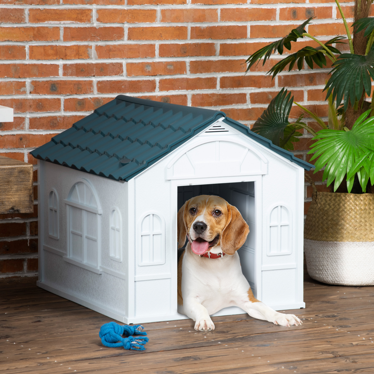 PawHut Weather-Resistant Plastic Dog House for Medium Dogs, Easy-Clean Puppy Shelter with Slanted Roof and Ventilated Door