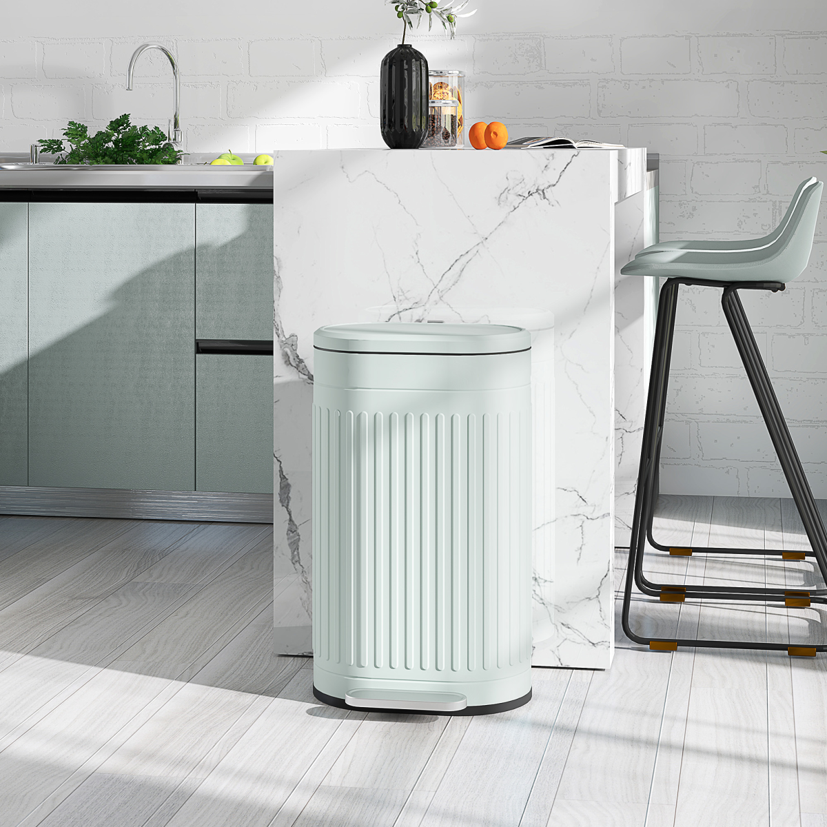 HOMCOM 30L Metal Pedal Bin with Soft-Close Lid, Light Green