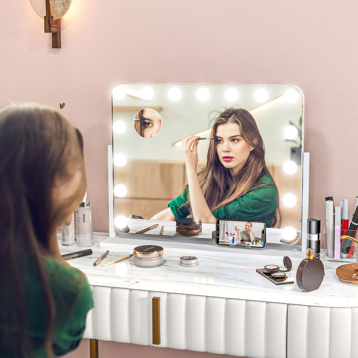 HOMCOM Hollywood Dimmable LED Makeup Mirror with 10x Magnifier, USB Port
